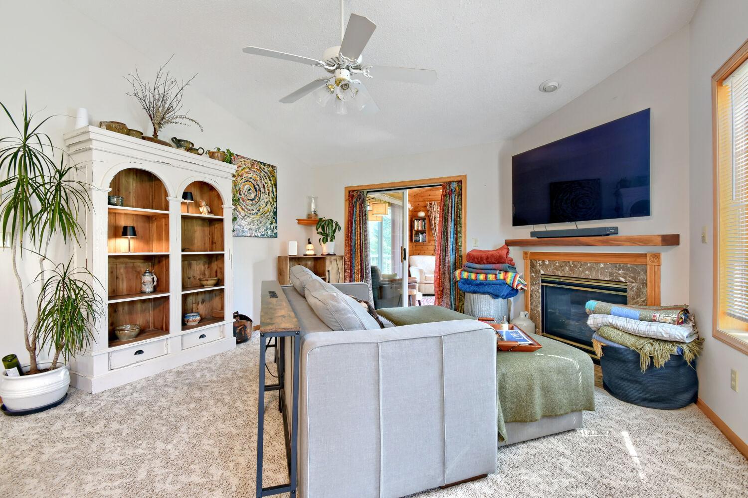 View of Residential at 828 Woodland Drive, Mahtomedi MN 55115, Mahtomedi (6 of 28) - Mike Wilen | Minnesota Team Real Estate