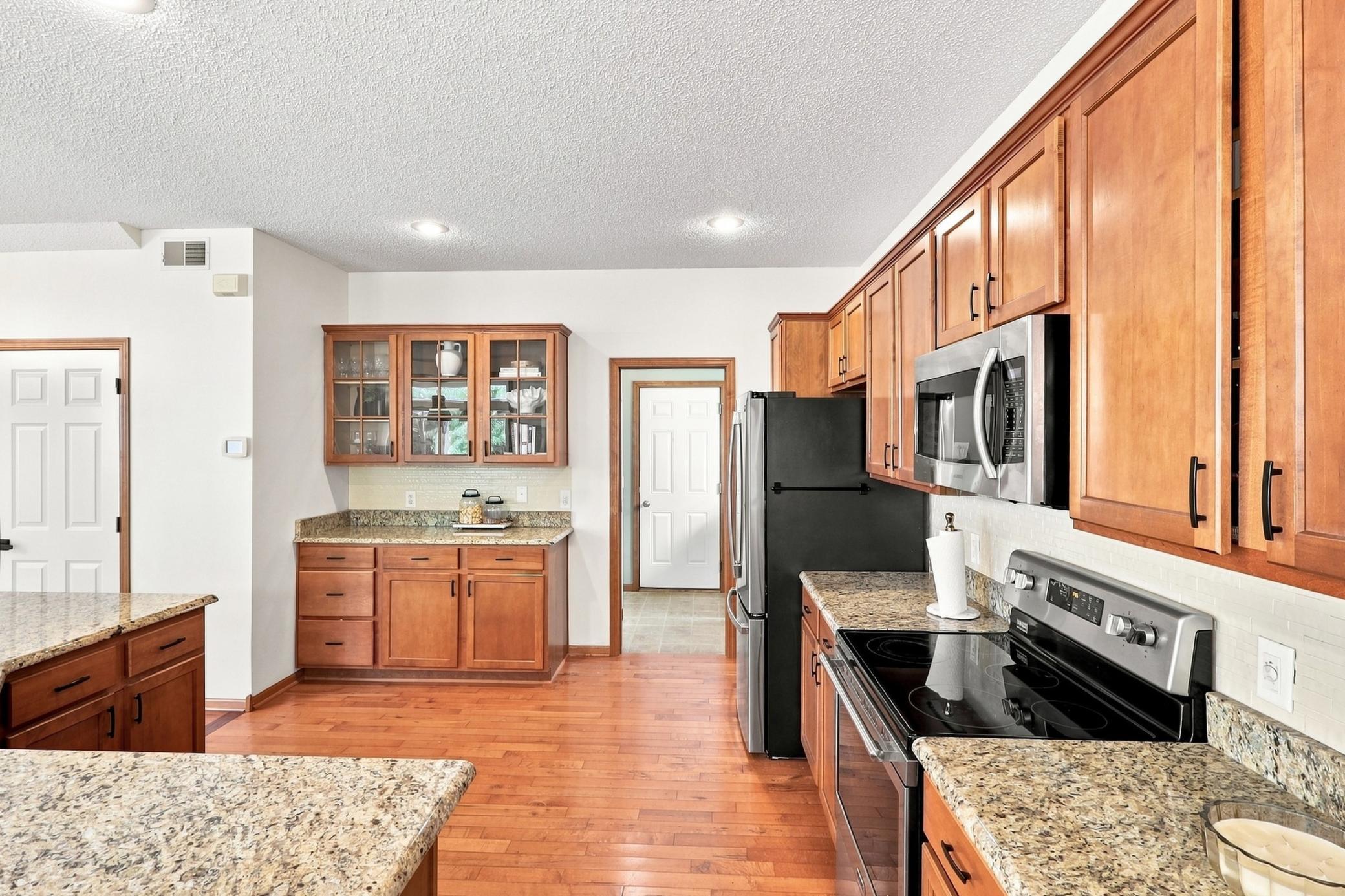 View of Residential at 13652 Atwood Trail, Rosemount MN 55068, Rosemount (9 of 34) - Mike Wilen | Minnesota Team Real Estate