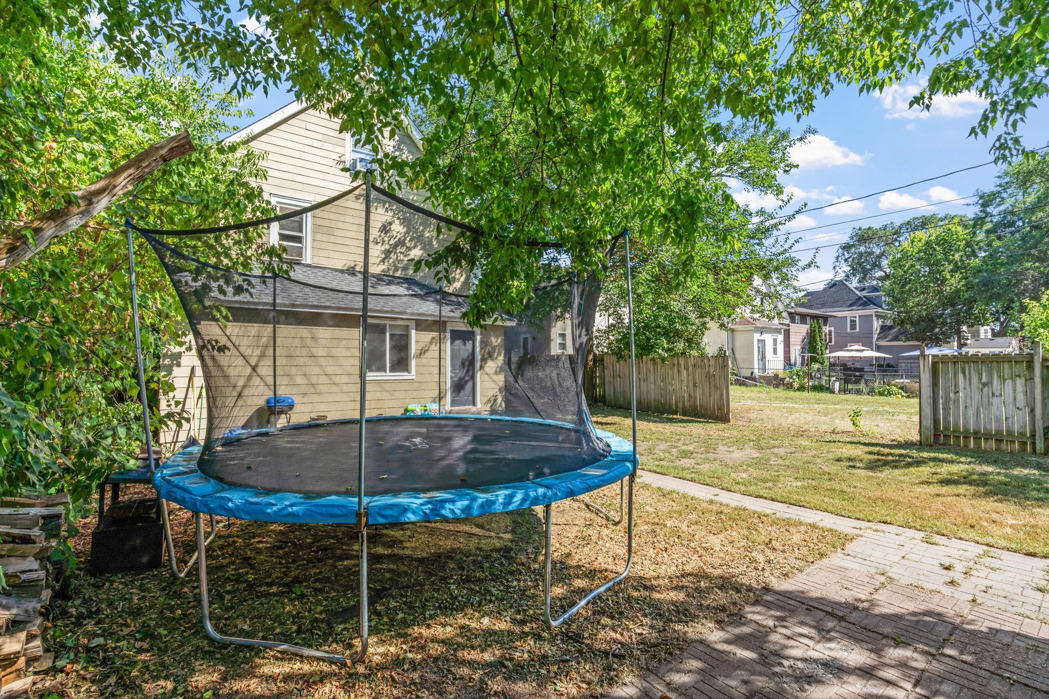 View of Residential Income at 3322 Clinton Avenue, Minneapolis MN 55408, Minneapolis (38 of 39) - Mike Wilen | Minnesota Team Real Estate