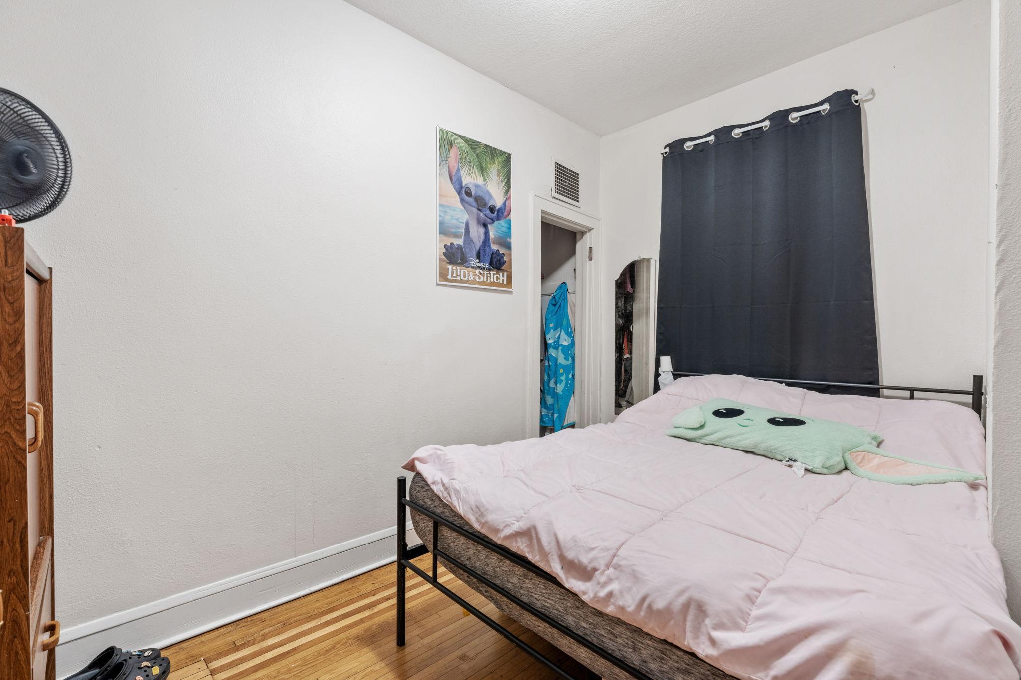 View of Residential Income at 3322 Clinton Avenue, Minneapolis MN 55408, Minneapolis (12 of 39) - Mike Wilen | Minnesota Team Real Estate