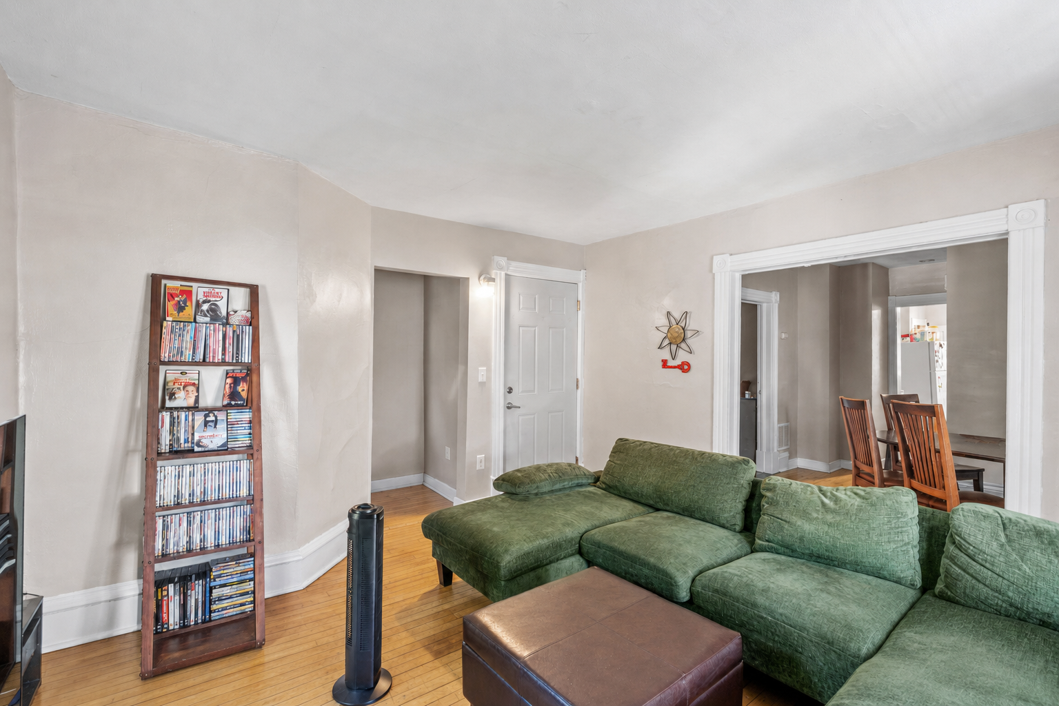 View of Residential Income at 3322 Clinton Avenue, Minneapolis MN 55408, Minneapolis (19 of 39) - Mike Wilen | Minnesota Team Real Estate