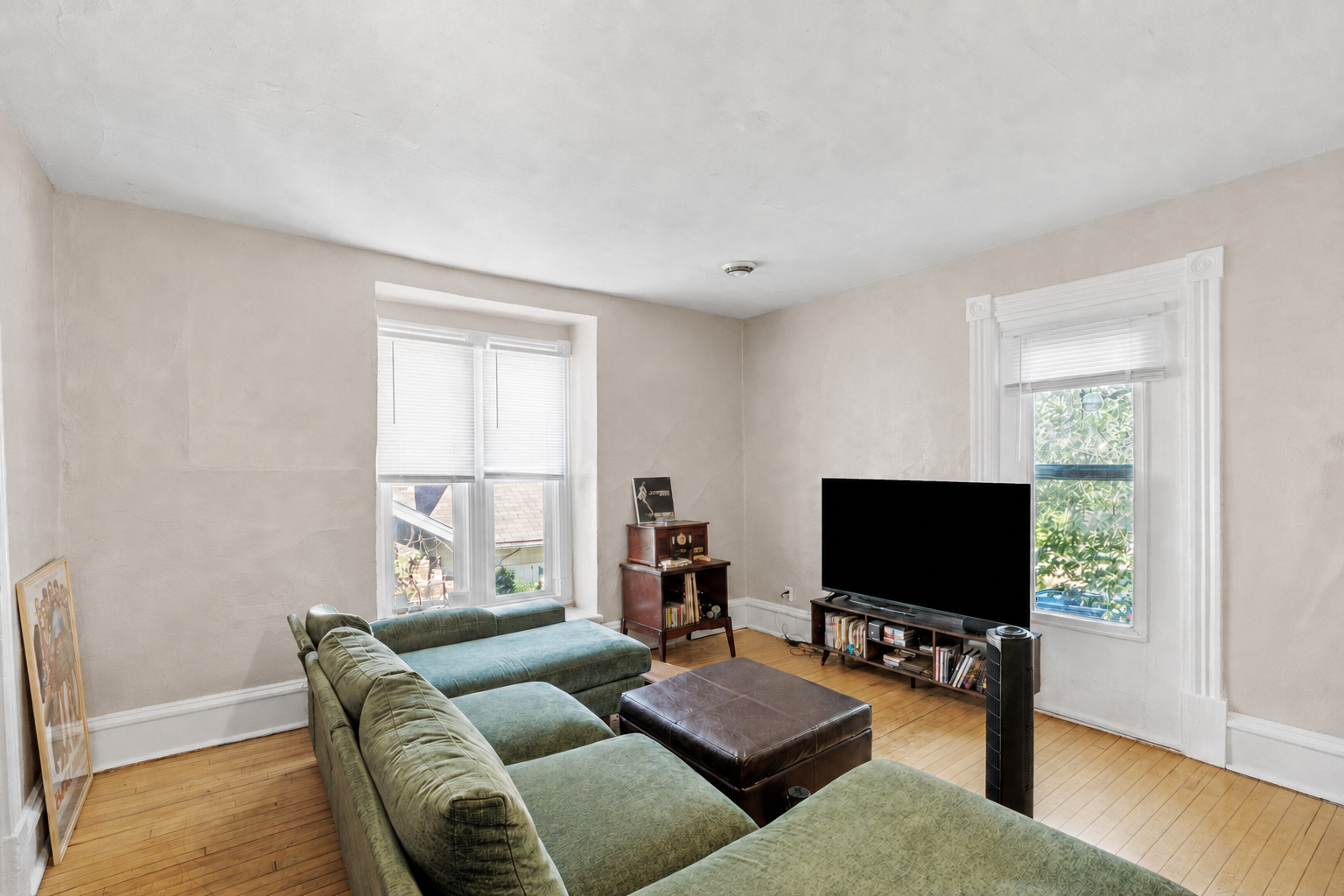 View of Residential Income at 3322 Clinton Avenue, Minneapolis MN 55408, Minneapolis (20 of 39) - Mike Wilen | Minnesota Team Real Estate