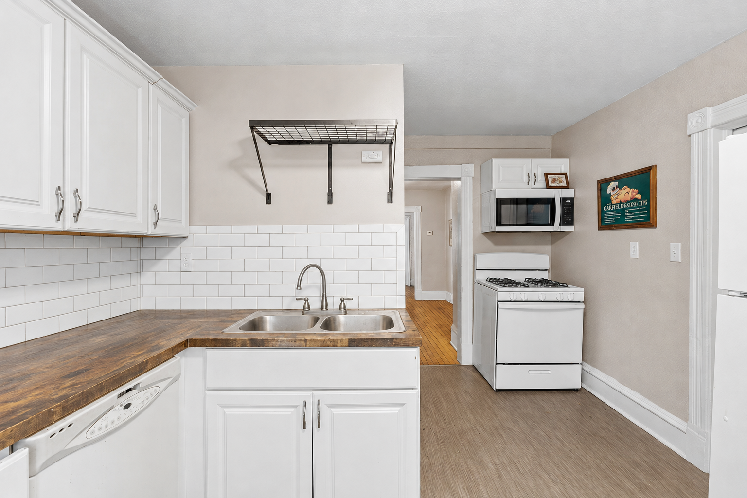 View of Residential Income at 3322 Clinton Avenue, Minneapolis MN 55408, Minneapolis (23 of 39) - Mike Wilen | Minnesota Team Real Estate