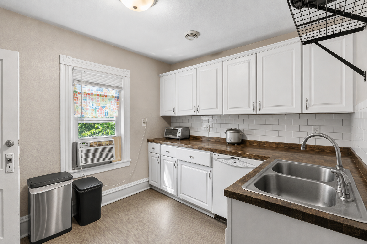 View of Residential Income at 3322 Clinton Avenue, Minneapolis MN 55408, Minneapolis (22 of 39) - Mike Wilen | Minnesota Team Real Estate