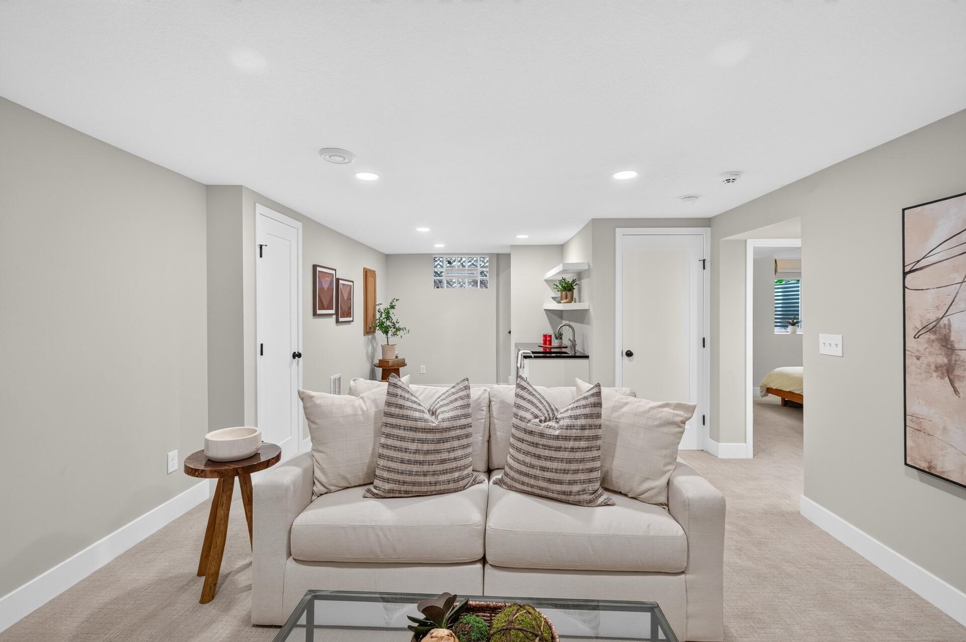 View of Residential at 6010 Goodrich Avenue, Saint Louis Park MN 55416, Saint Louis Park (41 of 68) - Mike Wilen | Minnesota Team Real Estate