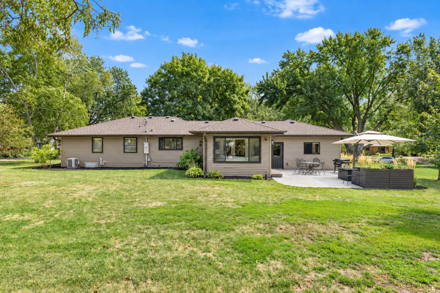 View of Residential at 1619 Constance Drive, Golden Valley MN 55422, Golden Valley (47 of 51) - Mike Wilen | Minnesota Team Real Estate