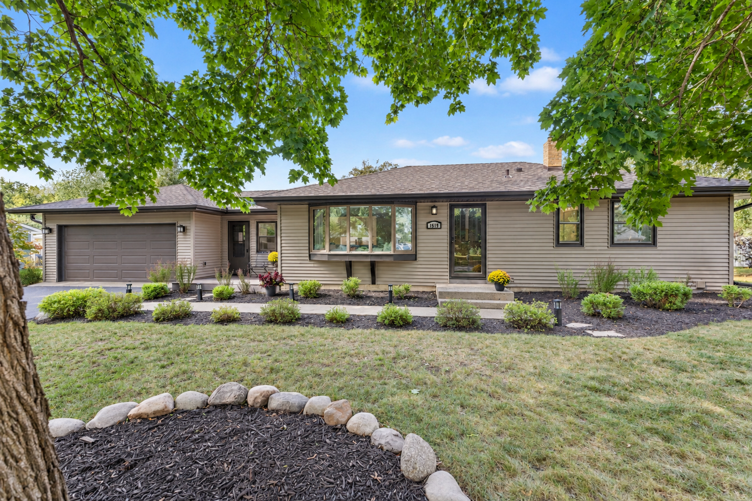 View of Residential at 1619 Constance Drive, Golden Valley MN 55422, Golden Valley (2 of 51) - Mike Wilen | Minnesota Team Real Estate