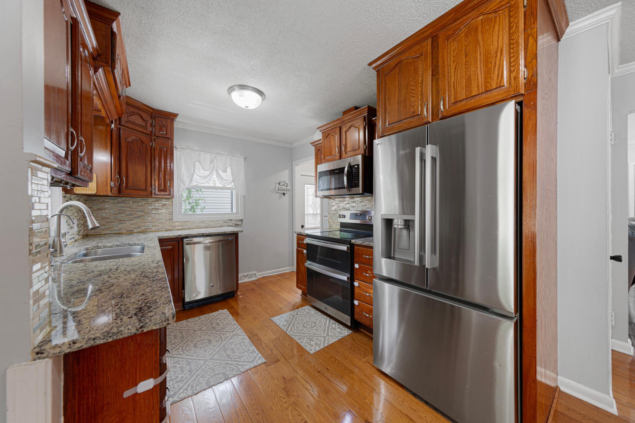View of Residential at 3229 Texas Avenue, Saint Louis Park MN 55426, Saint Louis Park (16 of 38) - Mike Wilen | Minnesota Team Real Estate