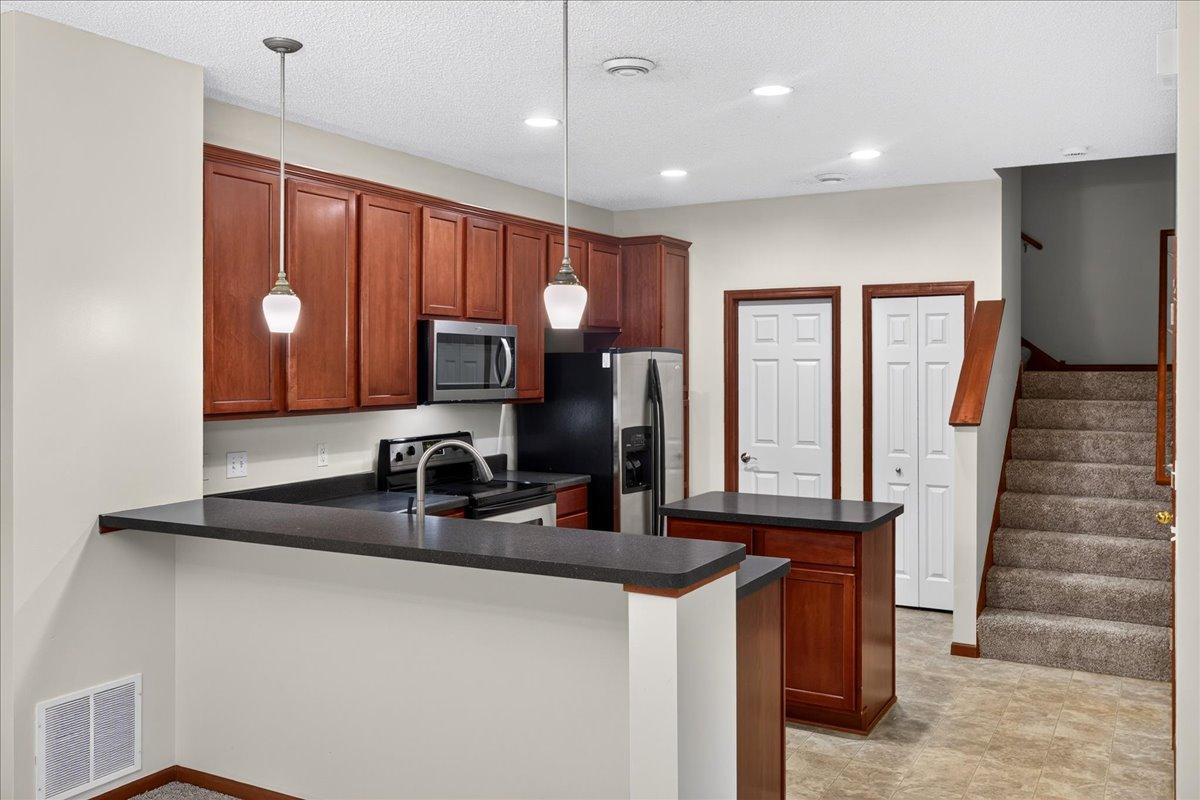 View of Residential at 835 Willow Glen Court, Buffalo MN 55313, Buffalo (11 of 33) - Mike Wilen | Minnesota Team Real Estate