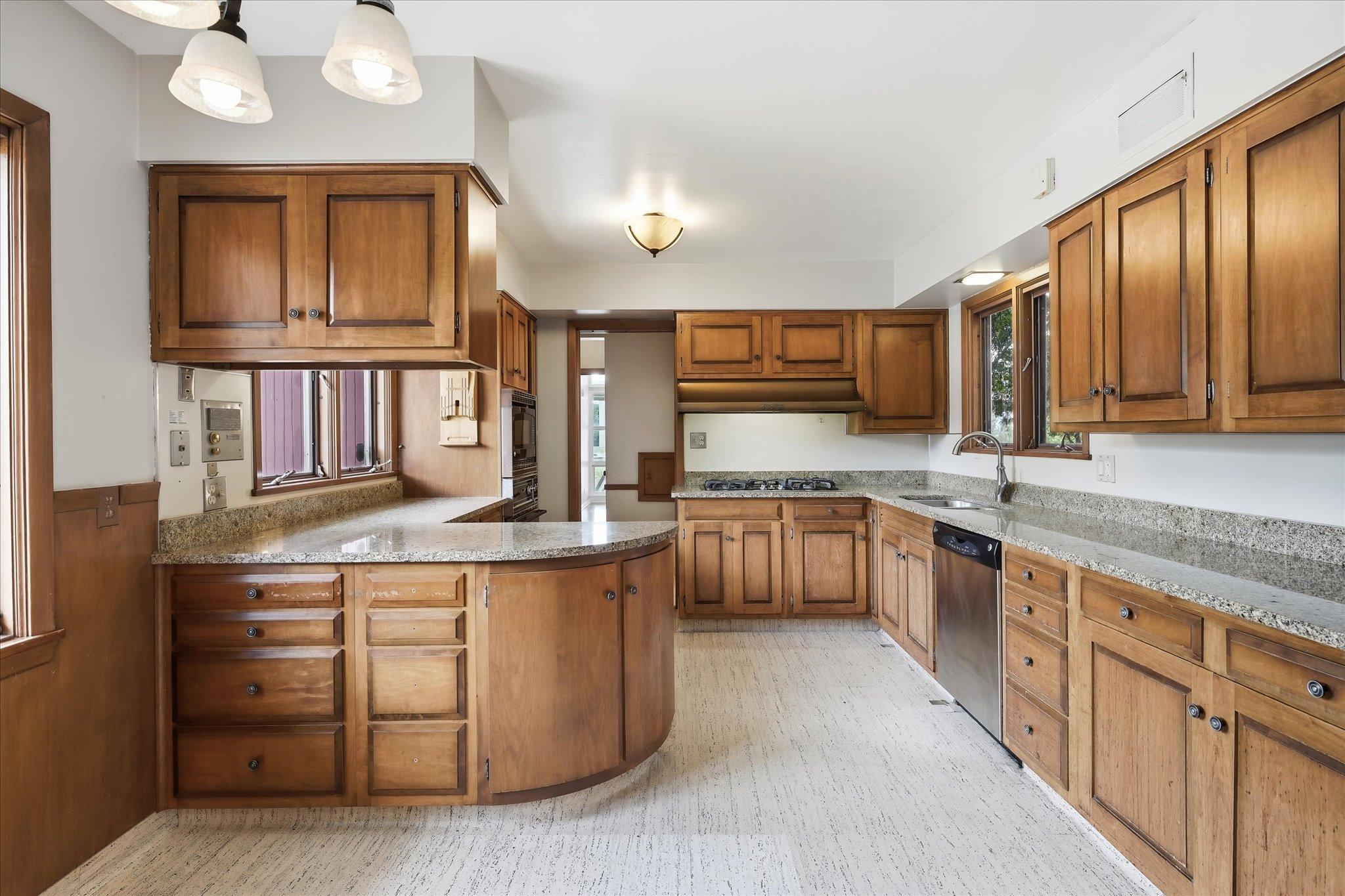 View of Residential at 4700 Minnetonka Boulevard, Saint Louis Park MN 55416, Saint Louis Park (16 of 58) - Mike Wilen | Minnesota Team Real Estate