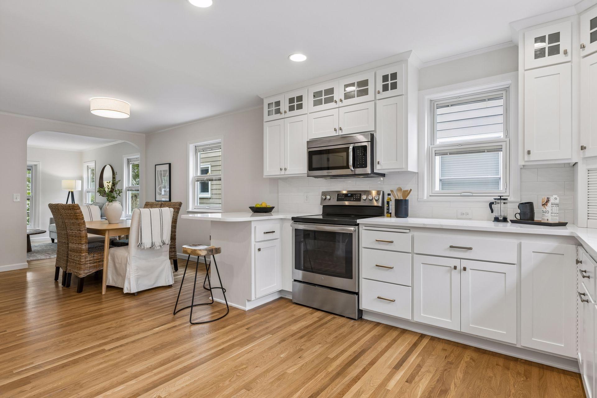 View of Residential at 4148 Toledo Avenue, Saint Louis Park MN 55416, Saint Louis Park (8 of 40) - Mike Wilen | Minnesota Team Real Estate