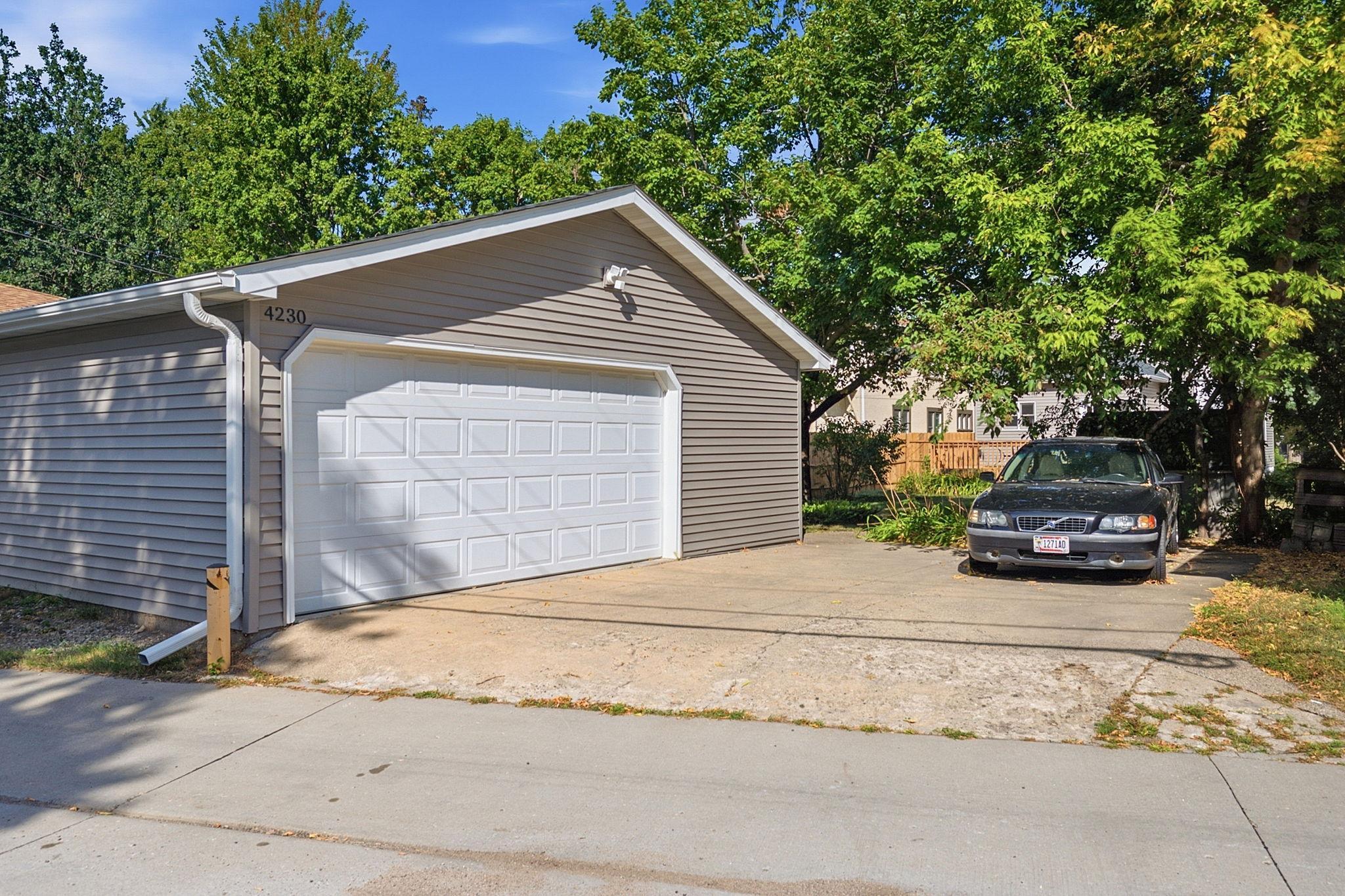 View of Residential Income at 4230 39th Avenue, Minneapolis MN 55406, Minneapolis (27 of 48) - Mike Wilen | Minnesota Team Real Estate