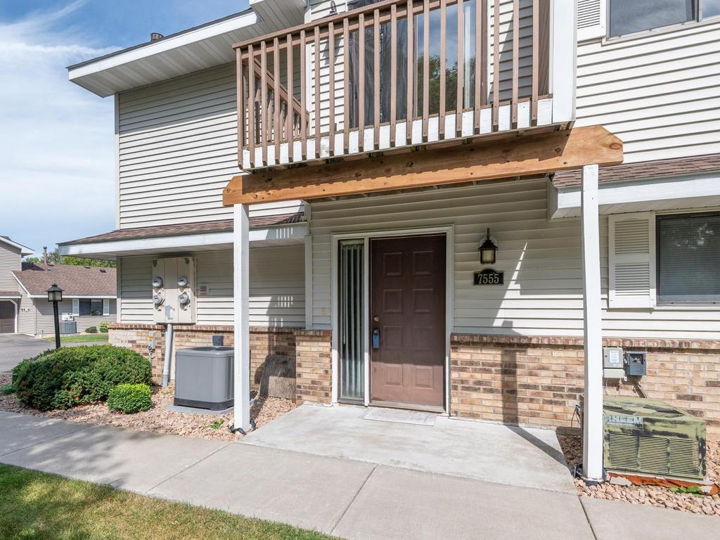 View of Residential at 7555 Wedgewood Way, Maple Grove MN 55311, Maple Grove (2 of 32) - Mike Wilen | Minnesota Team Real Estate