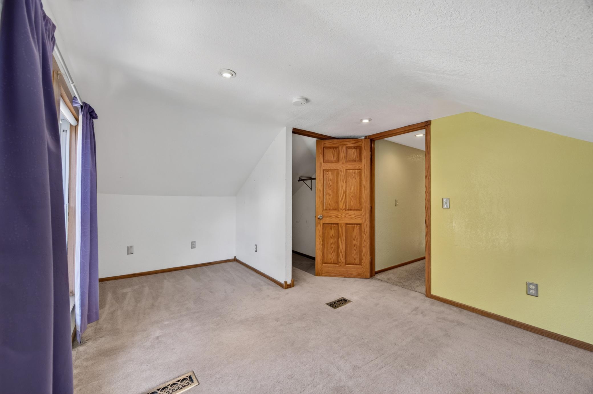 View of Residential at 1498 Hazelwood Street, Saint Paul MN 55106, Saint Paul (24 of 41) - Mike Wilen | Minnesota Team Real Estate