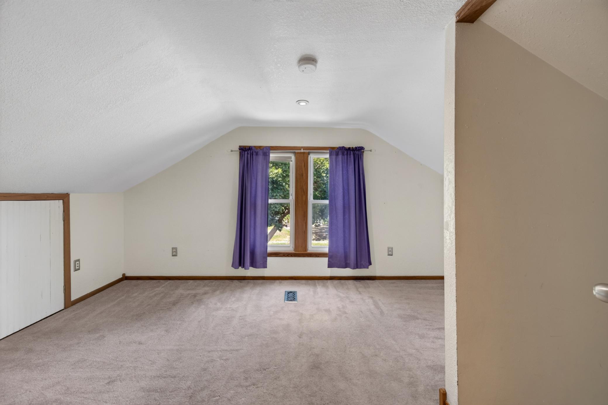 View of Residential at 1498 Hazelwood Street, Saint Paul MN 55106, Saint Paul (23 of 41) - Mike Wilen | Minnesota Team Real Estate