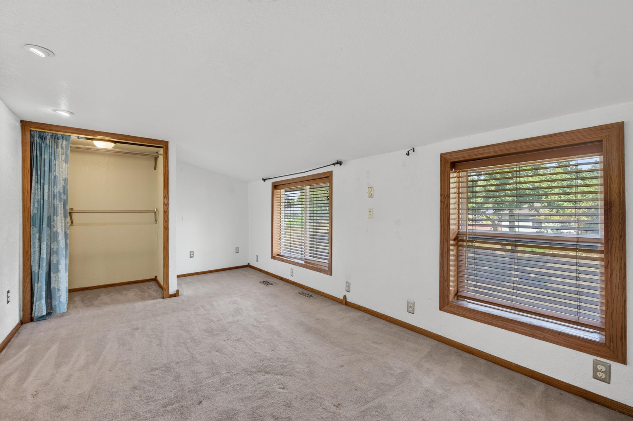 View of Residential at 1498 Hazelwood Street, Saint Paul MN 55106, Saint Paul (18 of 41) - Mike Wilen | Minnesota Team Real Estate
