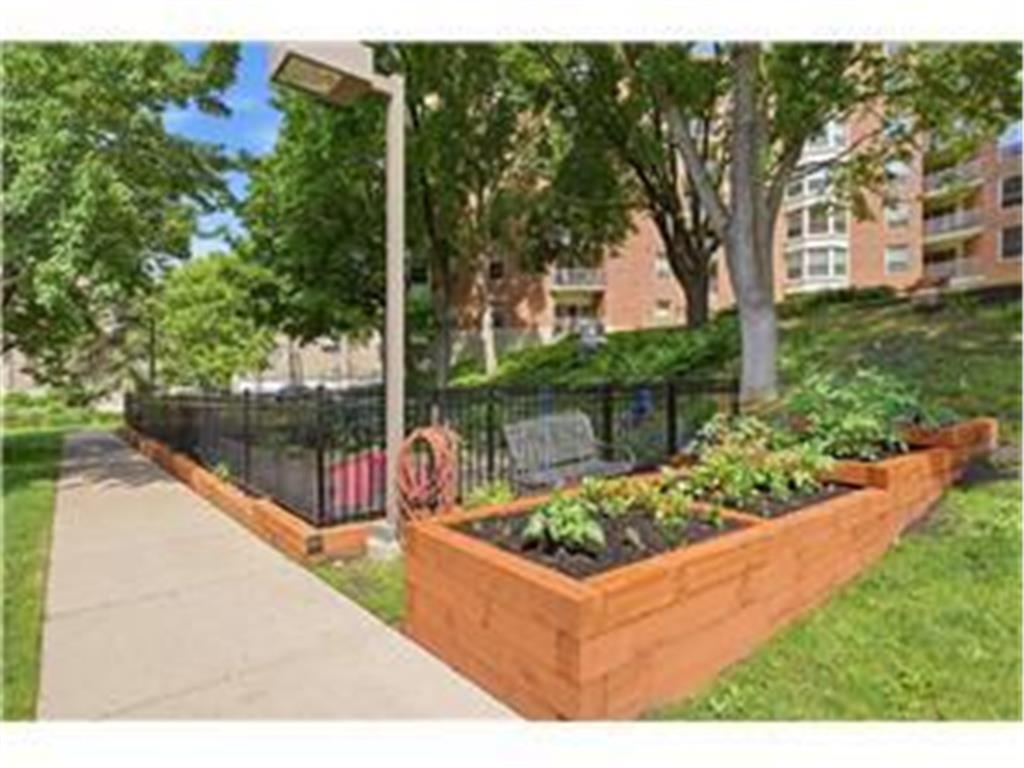 View of Residential at 1425 28th Street #223, Minneapolis MN 55408, Minneapolis (10 of 12) - Mike Wilen | Minnesota Team Real Estate