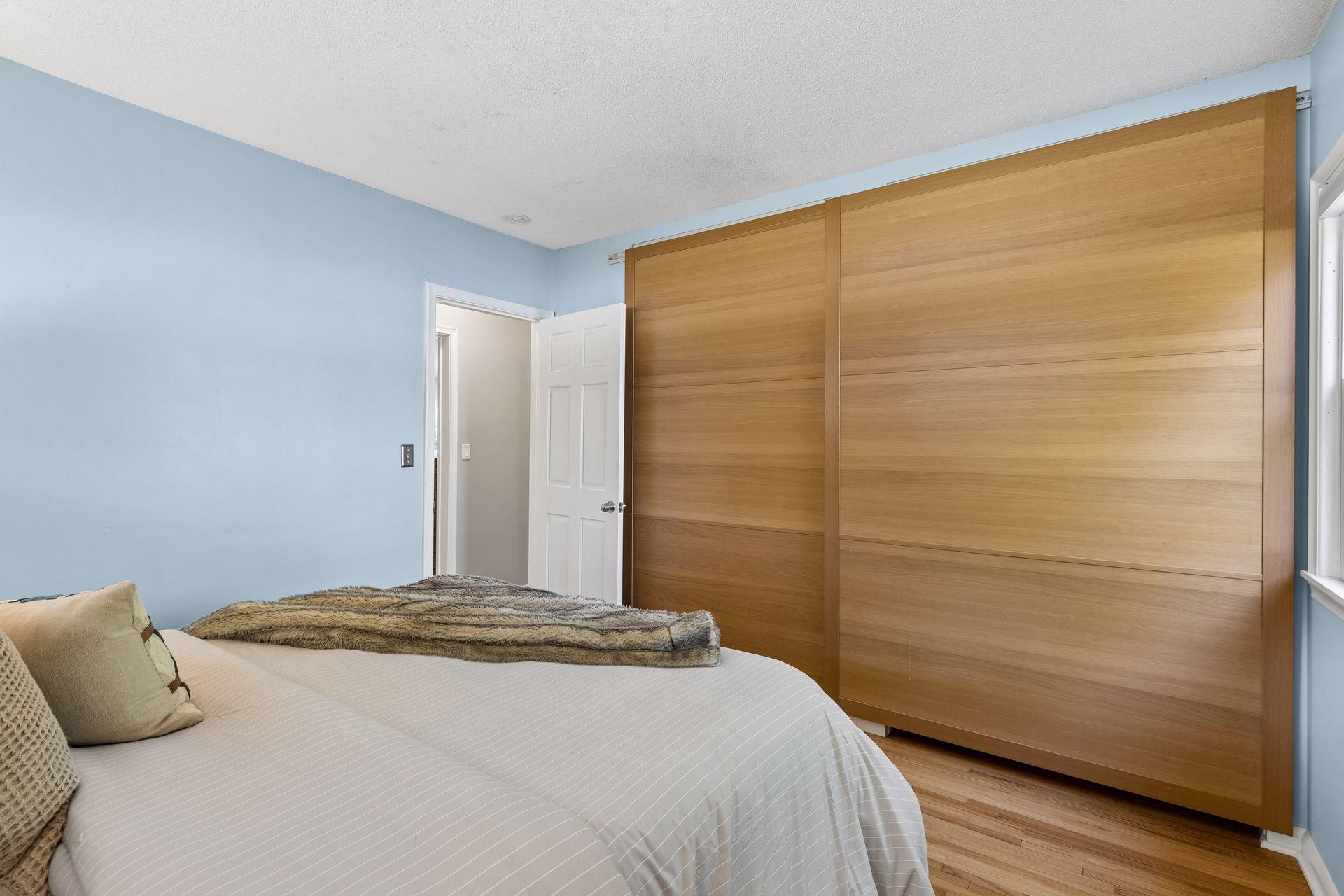 View of Residential at 2131 Perry Avenue, Golden Valley MN 55422, Golden Valley (21 of 59) - Mike Wilen | Minnesota Team Real Estate