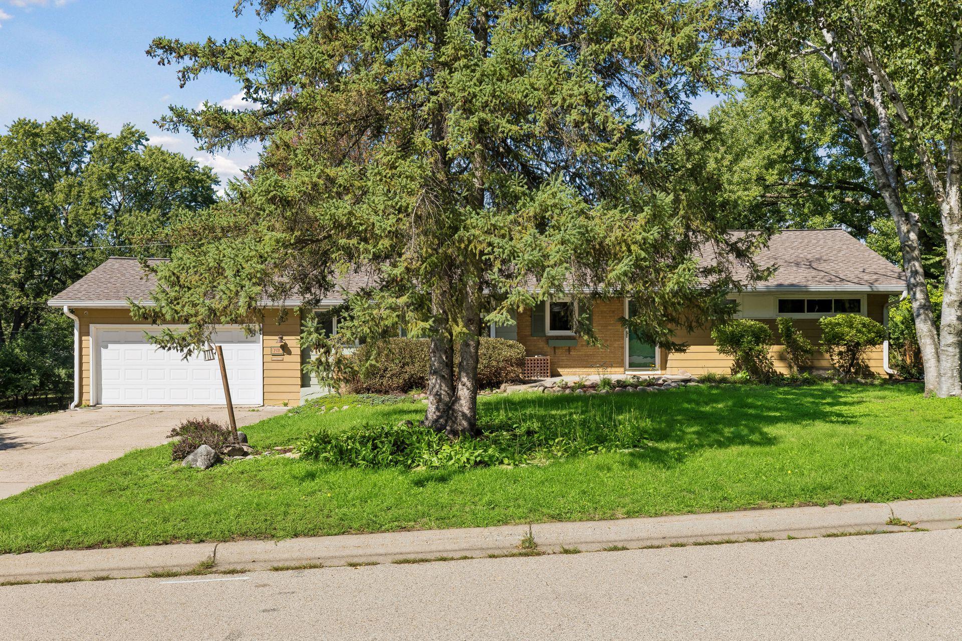 View of Single Family at 2131 Perry Avenue, Golden Valley - Mike Wilen | Minnesota Team Real Estate