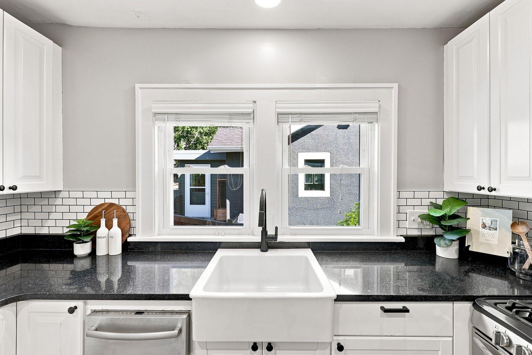 View of Residential at 3932 24th Avenue, Minneapolis MN 55406, Minneapolis (13 of 35) - Mike Wilen | Minnesota Team Real Estate
