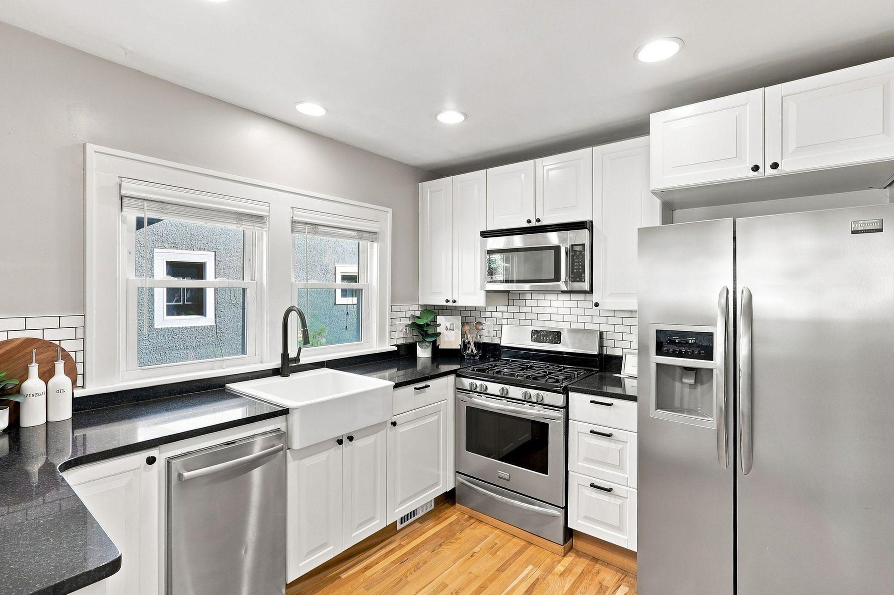 View of Residential at 3932 24th Avenue, Minneapolis MN 55406, Minneapolis (11 of 35) - Mike Wilen | Minnesota Team Real Estate