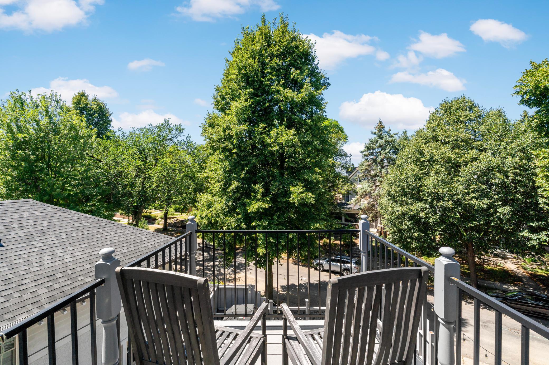 View of Residential at 2400 Irving Avenue, Minneapolis MN 55405, Minneapolis (89 of 93) - Mike Wilen | Minnesota Team Real Estate