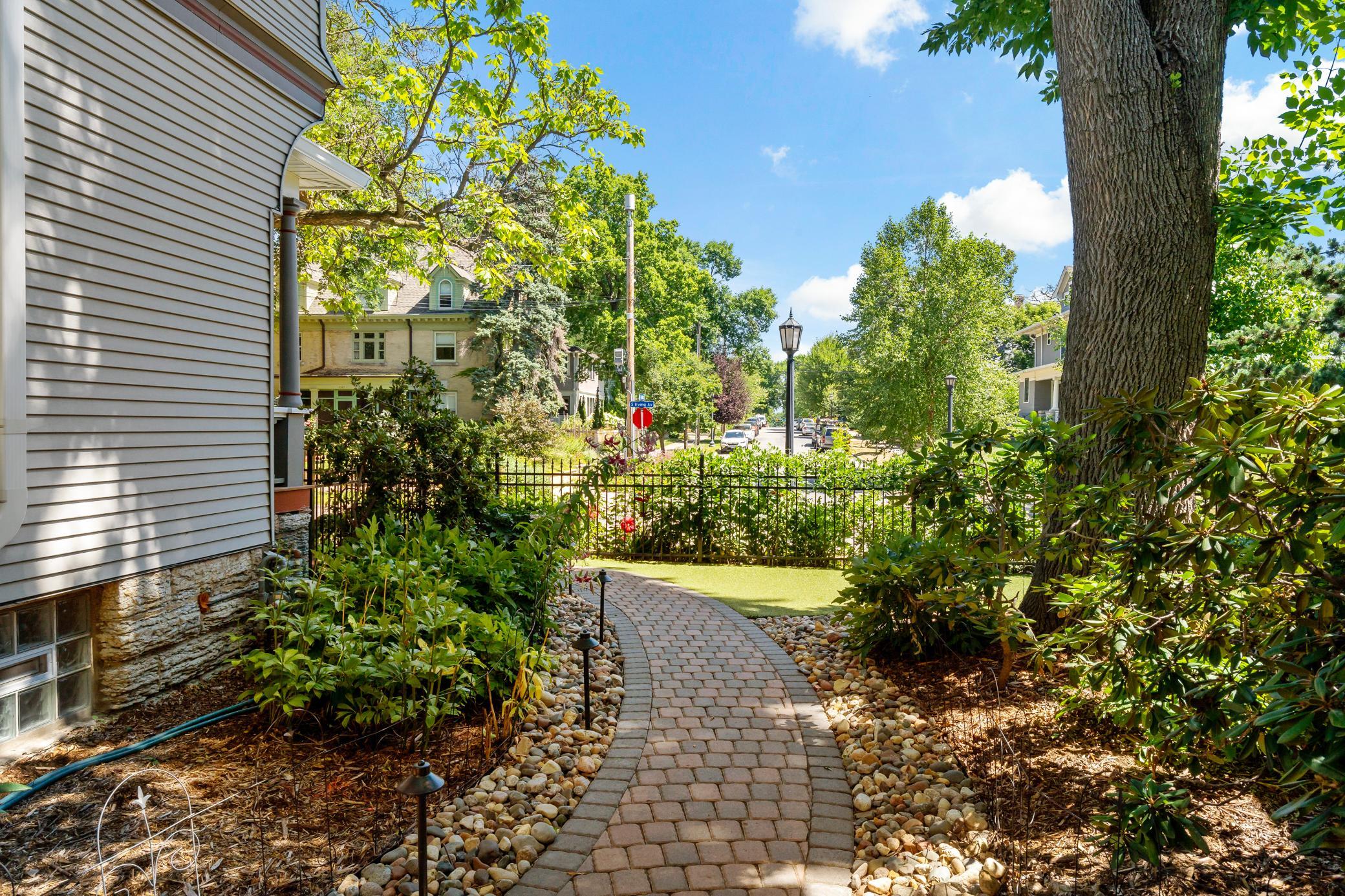 View of Residential at 2400 Irving Avenue, Minneapolis MN 55405, Minneapolis (11 of 93) - Mike Wilen | Minnesota Team Real Estate