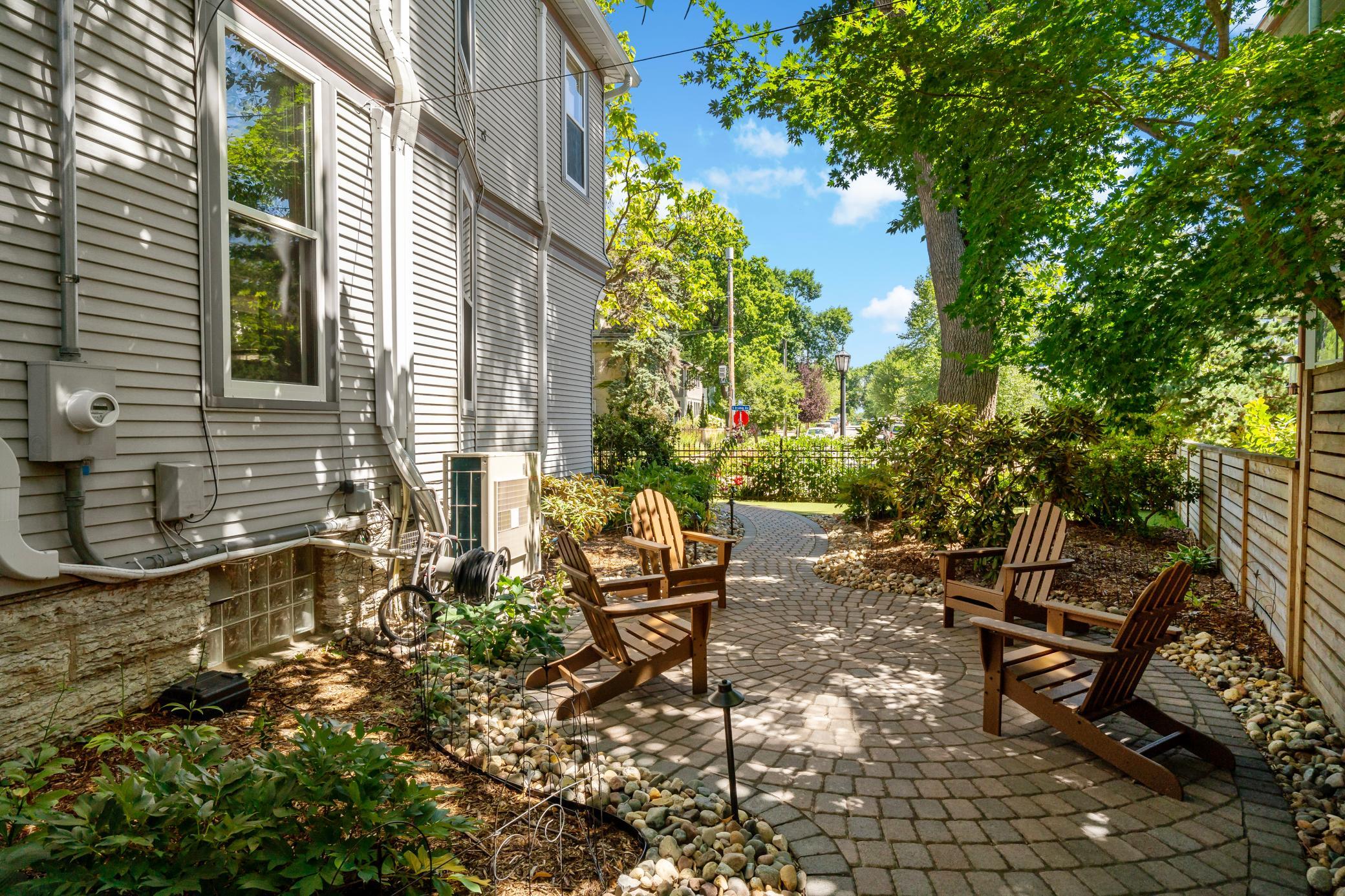 View of Residential at 2400 Irving Avenue, Minneapolis MN 55405, Minneapolis (10 of 93) - Mike Wilen | Minnesota Team Real Estate