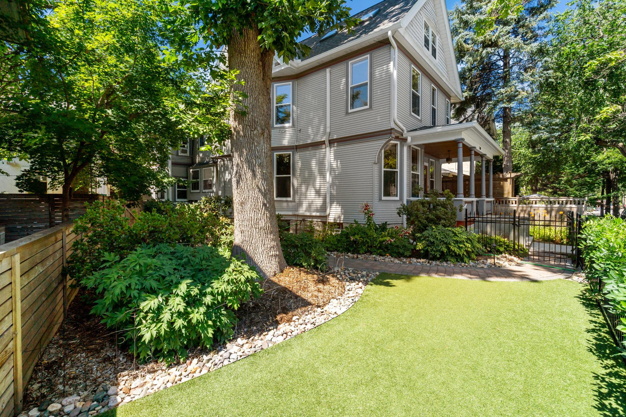 View of Residential at 2400 Irving Avenue, Minneapolis MN 55405, Minneapolis (9 of 93) - Mike Wilen | Minnesota Team Real Estate