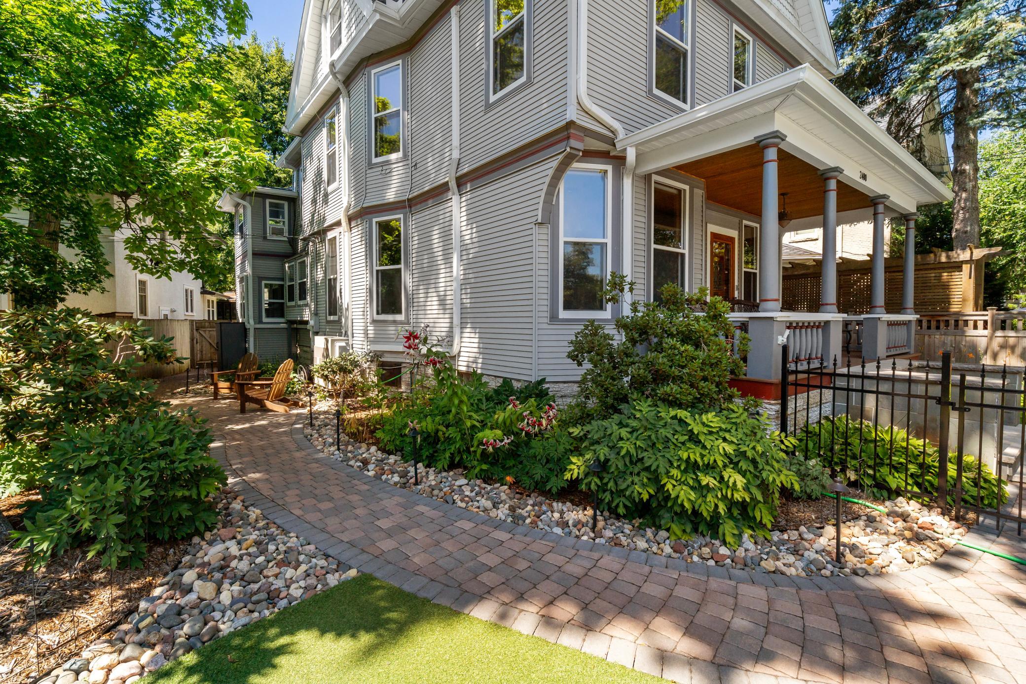 View of Residential at 2400 Irving Avenue, Minneapolis MN 55405, Minneapolis (8 of 93) - Mike Wilen | Minnesota Team Real Estate