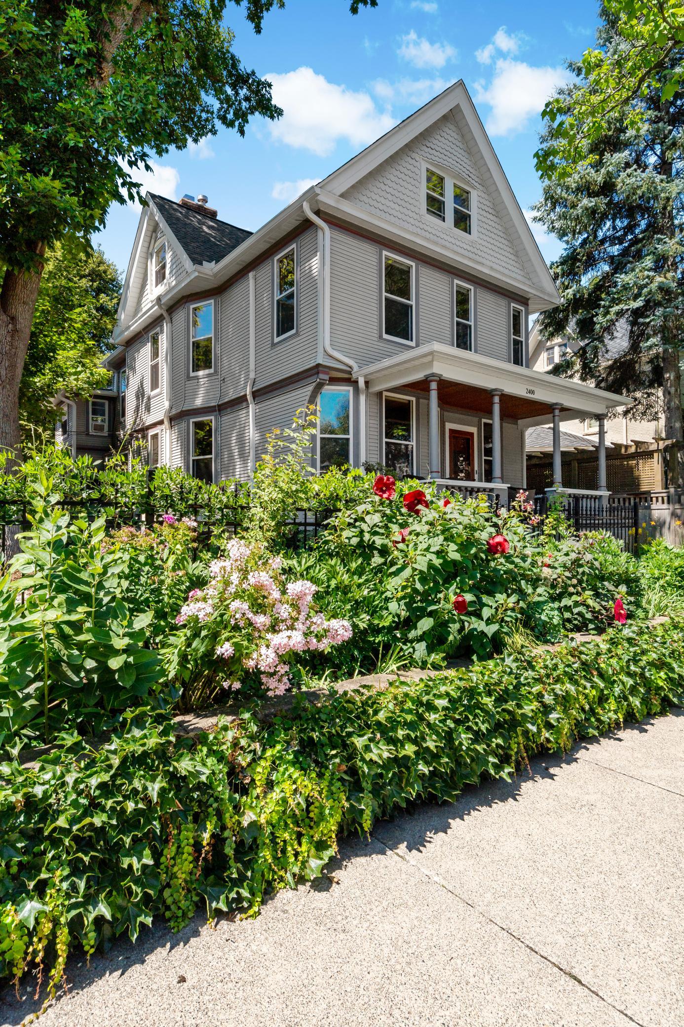 View of Residential at 2400 Irving Avenue, Minneapolis MN 55405, Minneapolis (4 of 93) - Mike Wilen | Minnesota Team Real Estate