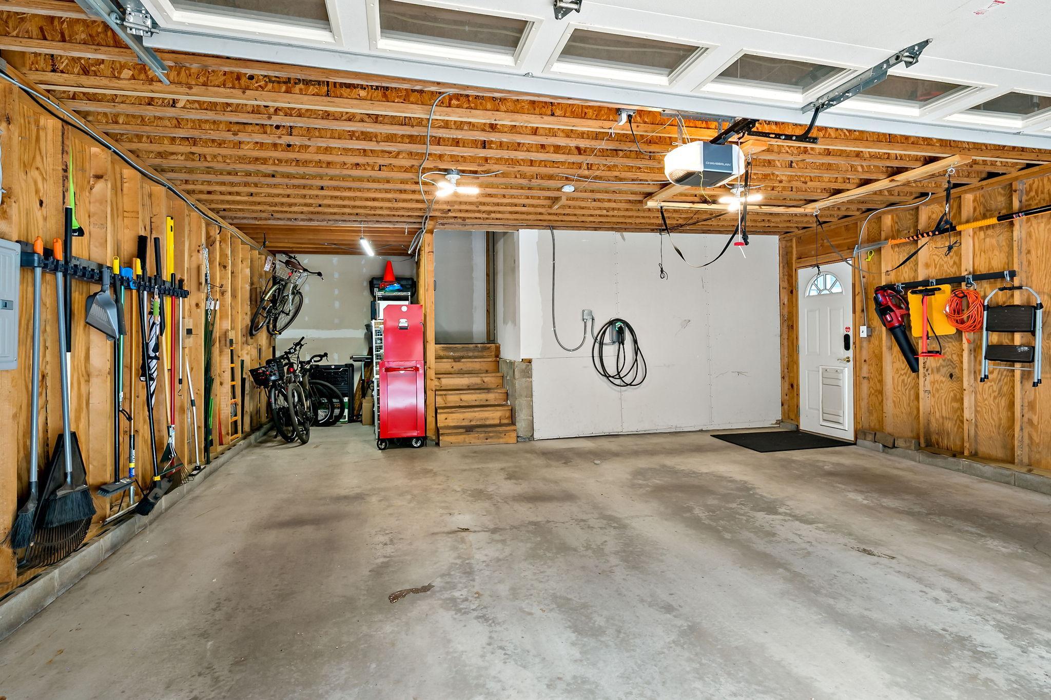 View of Residential at 2400 Irving Avenue, Minneapolis MN 55405, Minneapolis (91 of 93) - Mike Wilen | Minnesota Team Real Estate