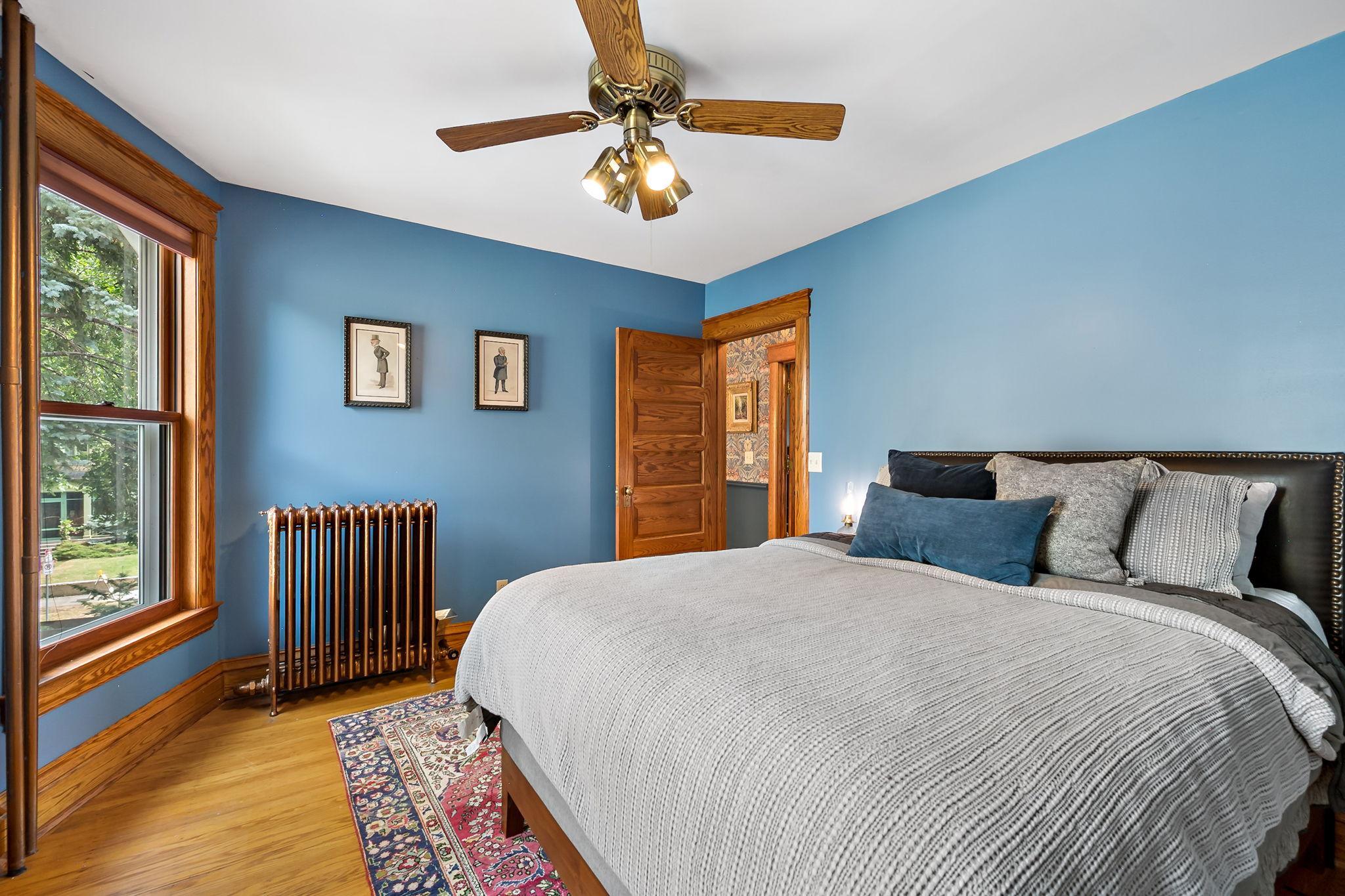 View of Residential at 2400 Irving Avenue, Minneapolis MN 55405, Minneapolis (59 of 93) - Mike Wilen | Minnesota Team Real Estate