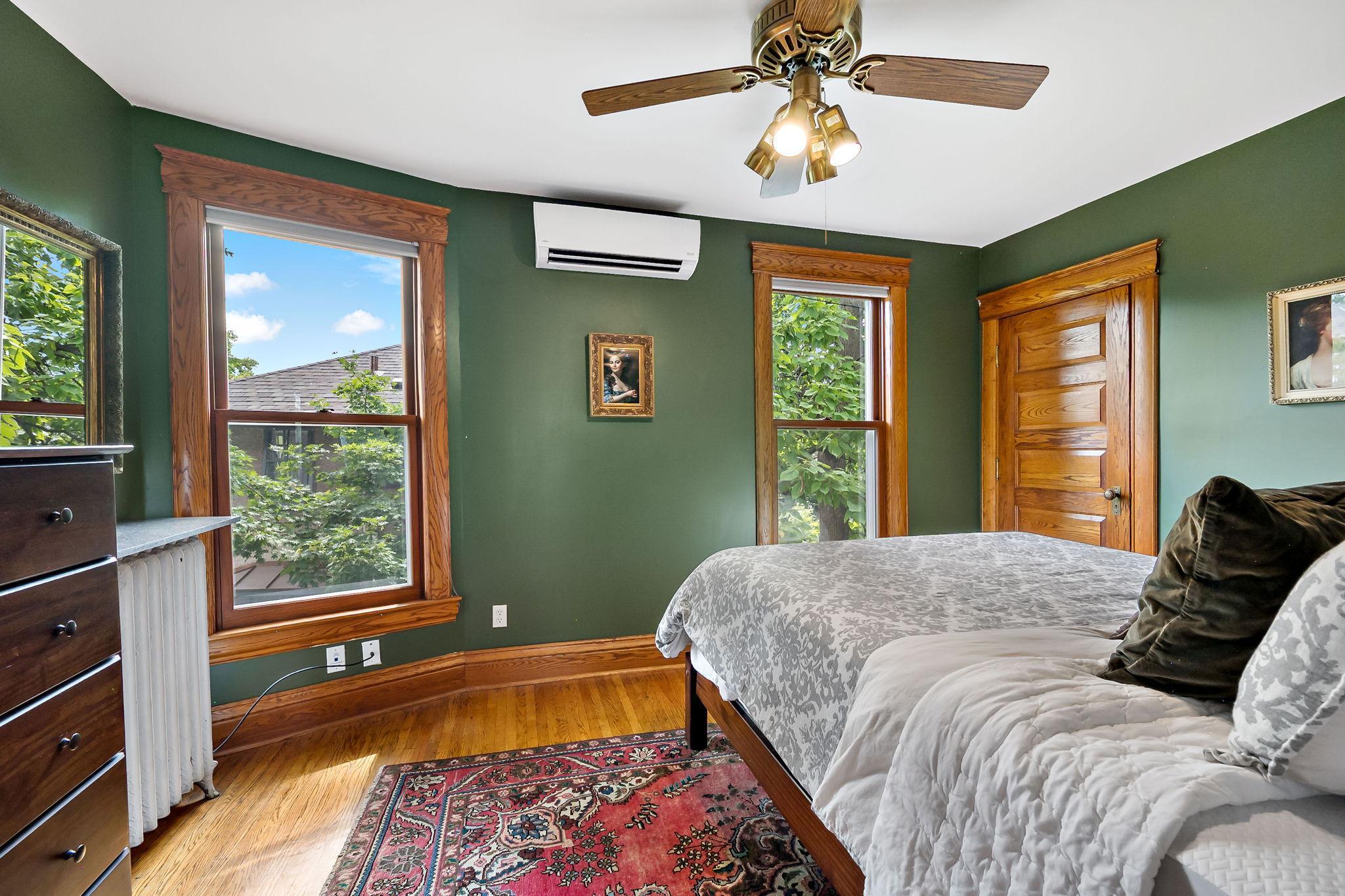 View of Residential at 2400 Irving Avenue, Minneapolis MN 55405, Minneapolis (54 of 93) - Mike Wilen | Minnesota Team Real Estate