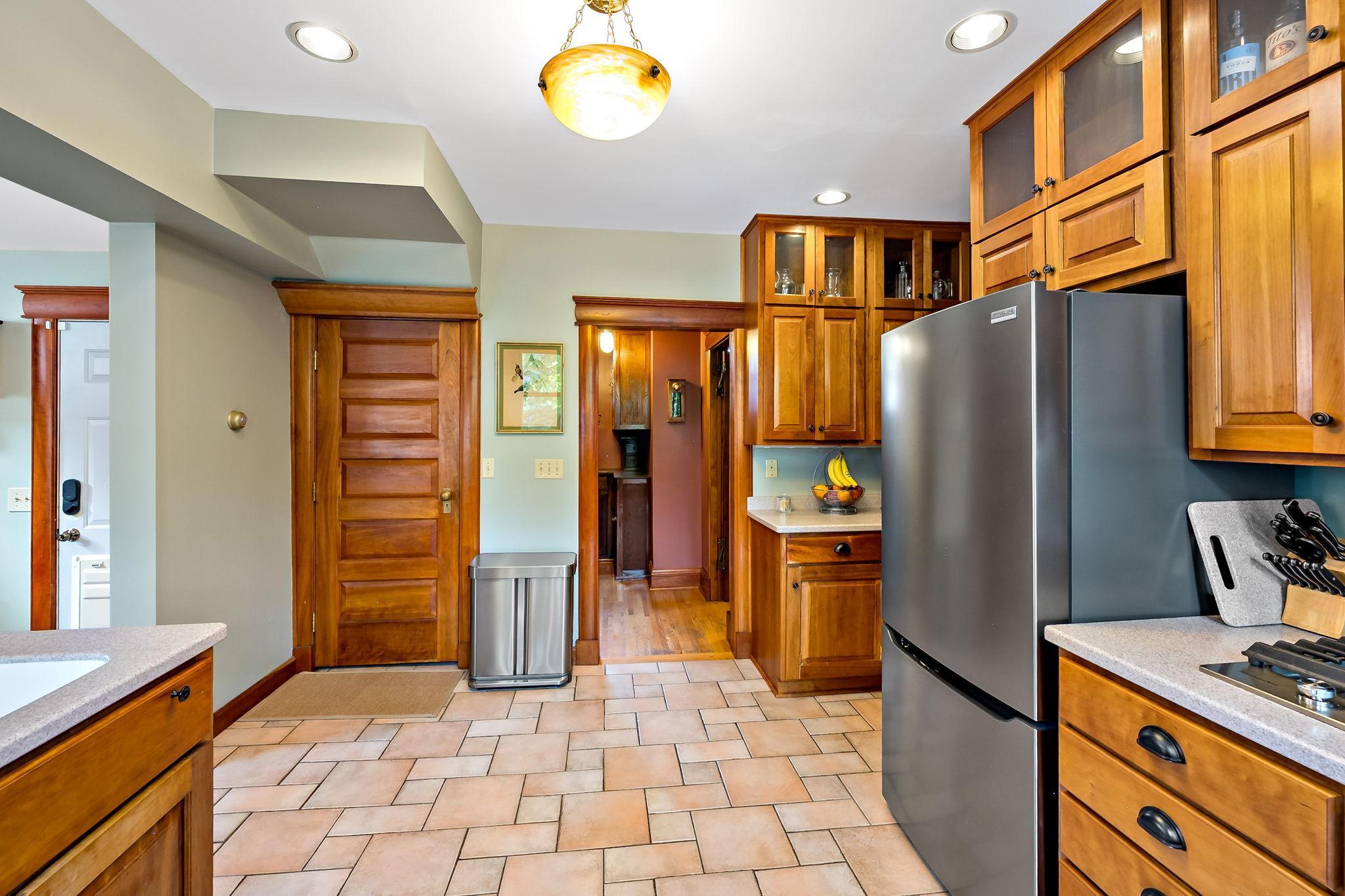 View of Residential at 2400 Irving Avenue, Minneapolis MN 55405, Minneapolis (42 of 93) - Mike Wilen | Minnesota Team Real Estate