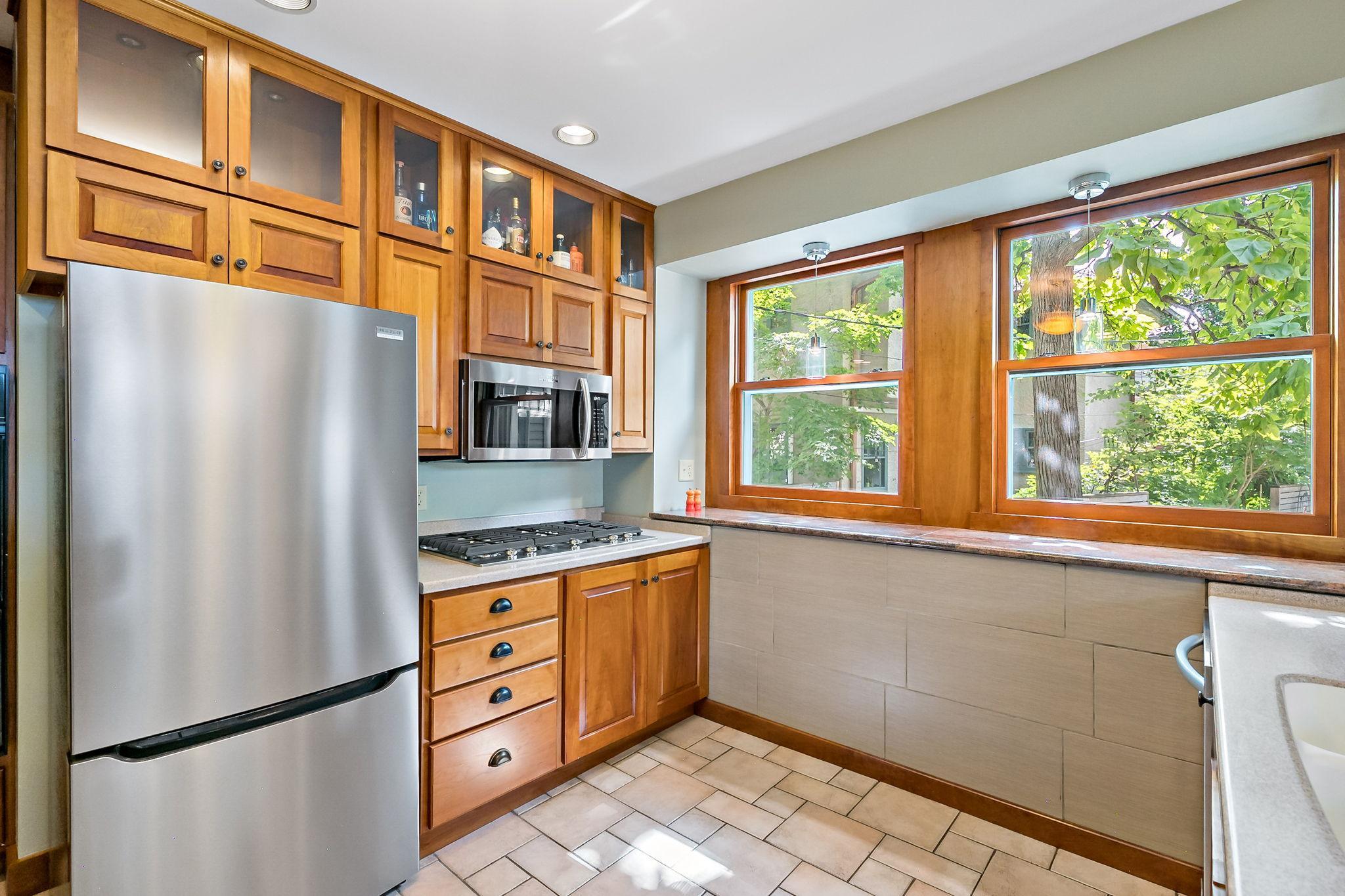 View of Residential at 2400 Irving Avenue, Minneapolis MN 55405, Minneapolis (41 of 93) - Mike Wilen | Minnesota Team Real Estate