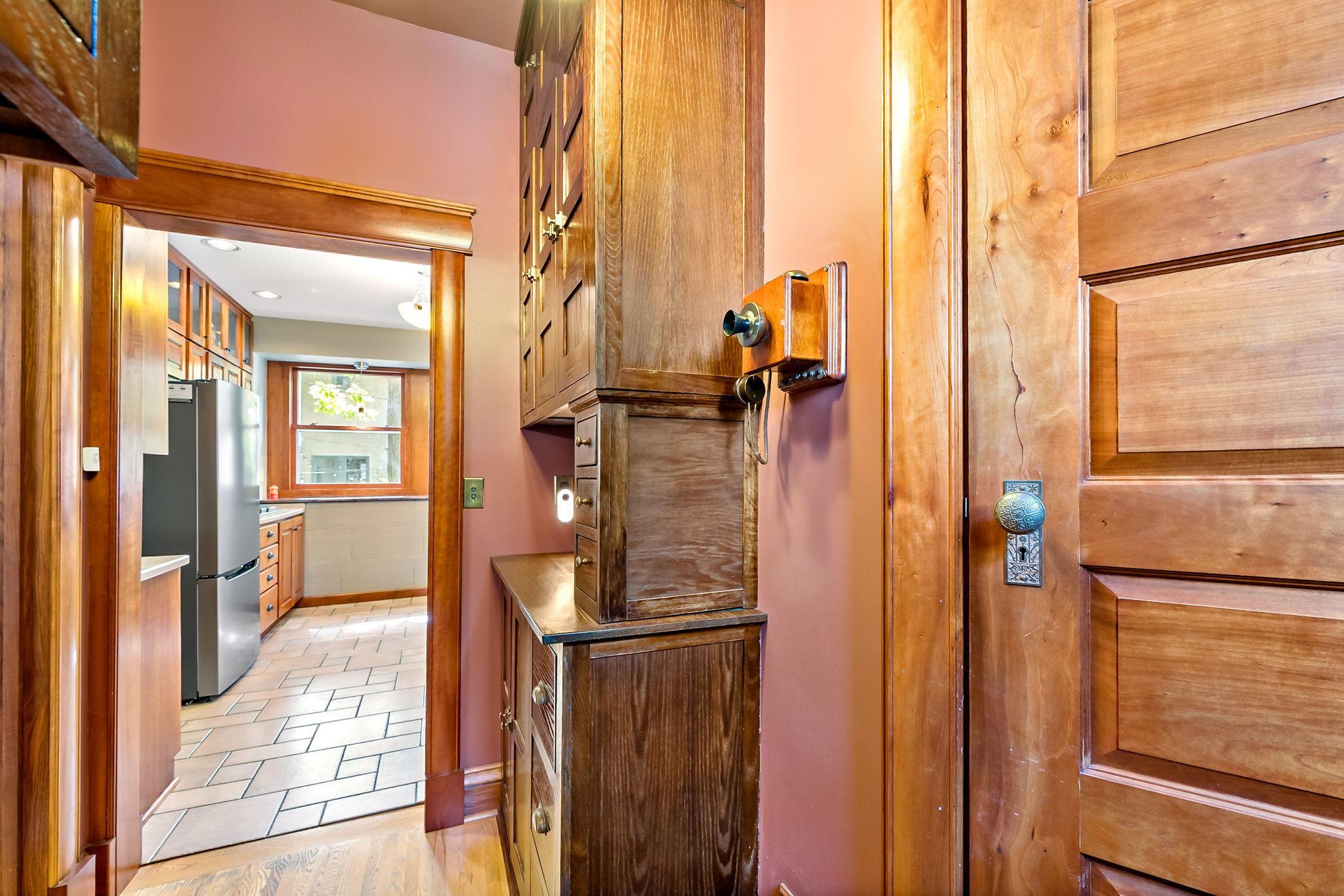 View of Residential at 2400 Irving Avenue, Minneapolis MN 55405, Minneapolis (36 of 93) - Mike Wilen | Minnesota Team Real Estate
