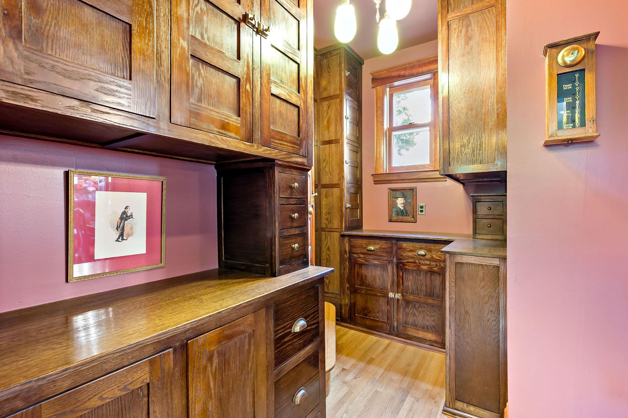 View of Residential at 2400 Irving Avenue, Minneapolis MN 55405, Minneapolis (34 of 93) - Mike Wilen | Minnesota Team Real Estate
