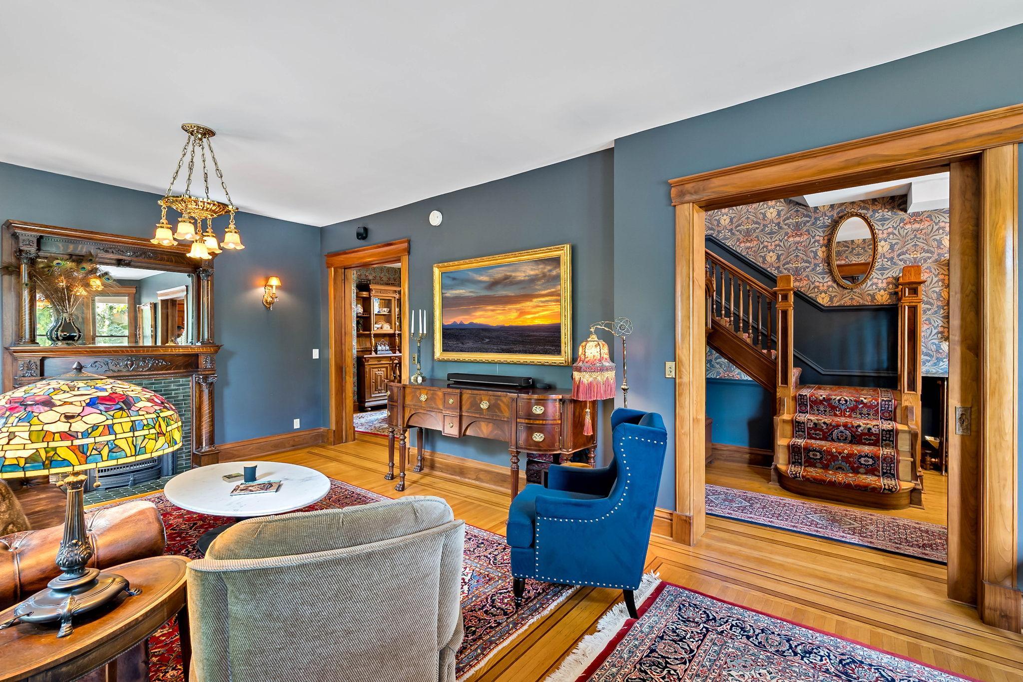 View of Residential at 2400 Irving Avenue, Minneapolis MN 55405, Minneapolis (32 of 93) - Mike Wilen | Minnesota Team Real Estate