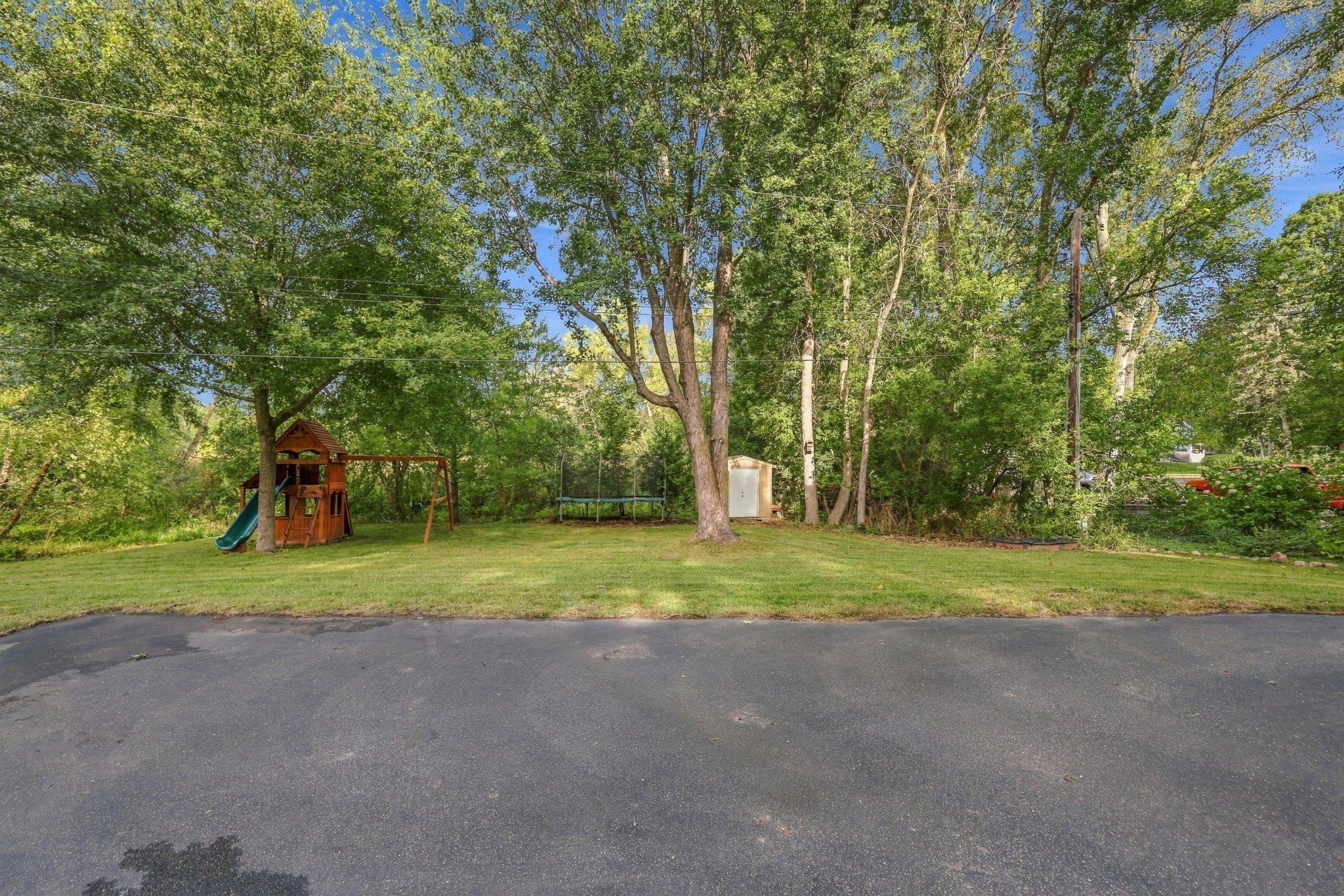 View of Residential at 3966 Earlynn Lane, Minnetonka MN 55345, Minnetonka (48 of 63) - Mike Wilen | Minnesota Team Real Estate