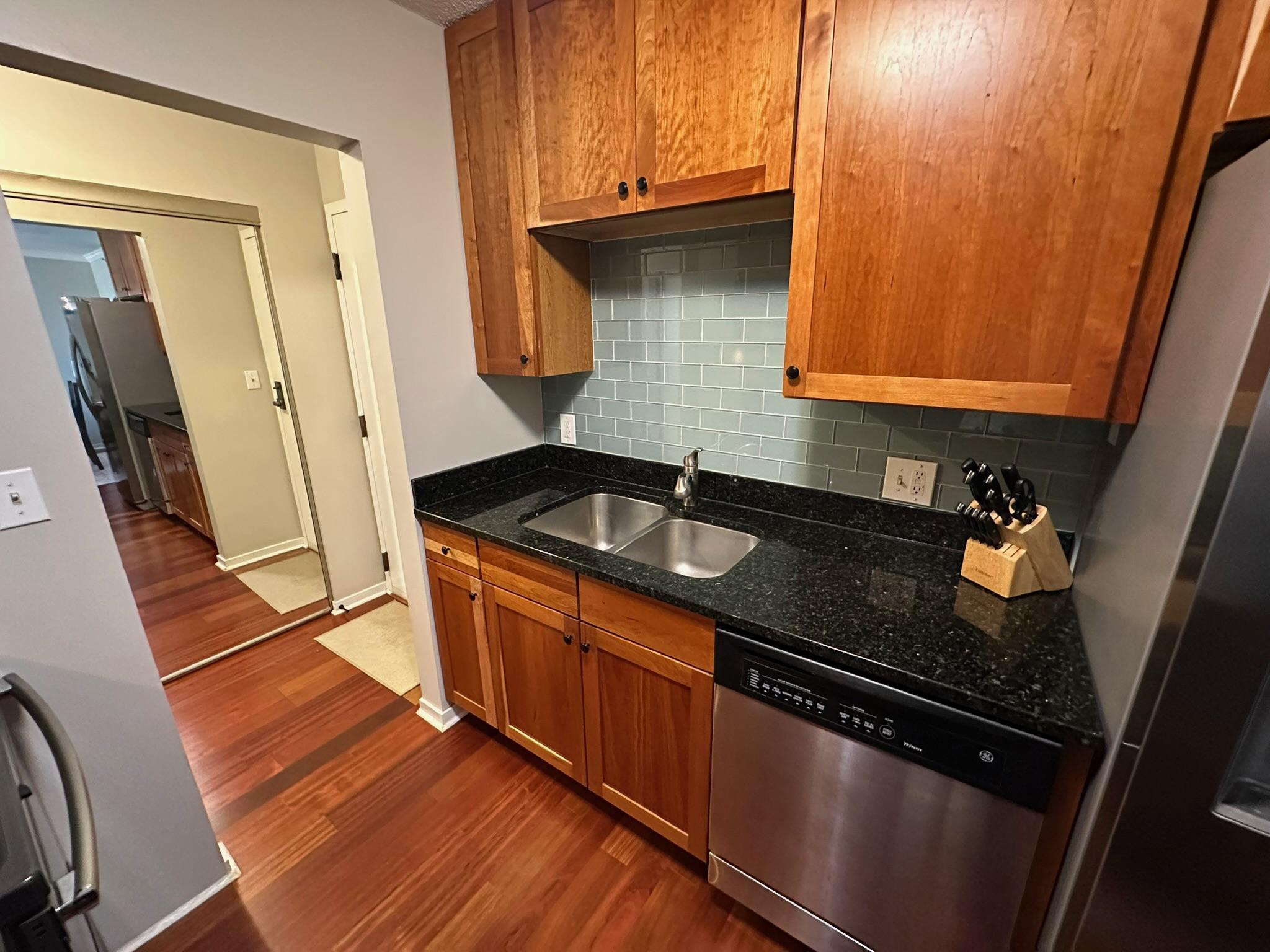 View of Residential at 3131 Excelsior Boulevard #503, Minneapolis MN 55416, Minneapolis (19 of 19) - Mike Wilen | Minnesota Team Real Estate
