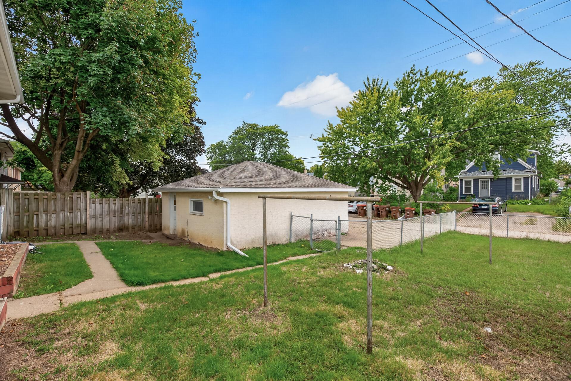 View of Residential at 1042 6th Avenue, South Saint Paul MN 55075, South Saint Paul (45 of 46) - Mike Wilen | Minnesota Team Real Estate