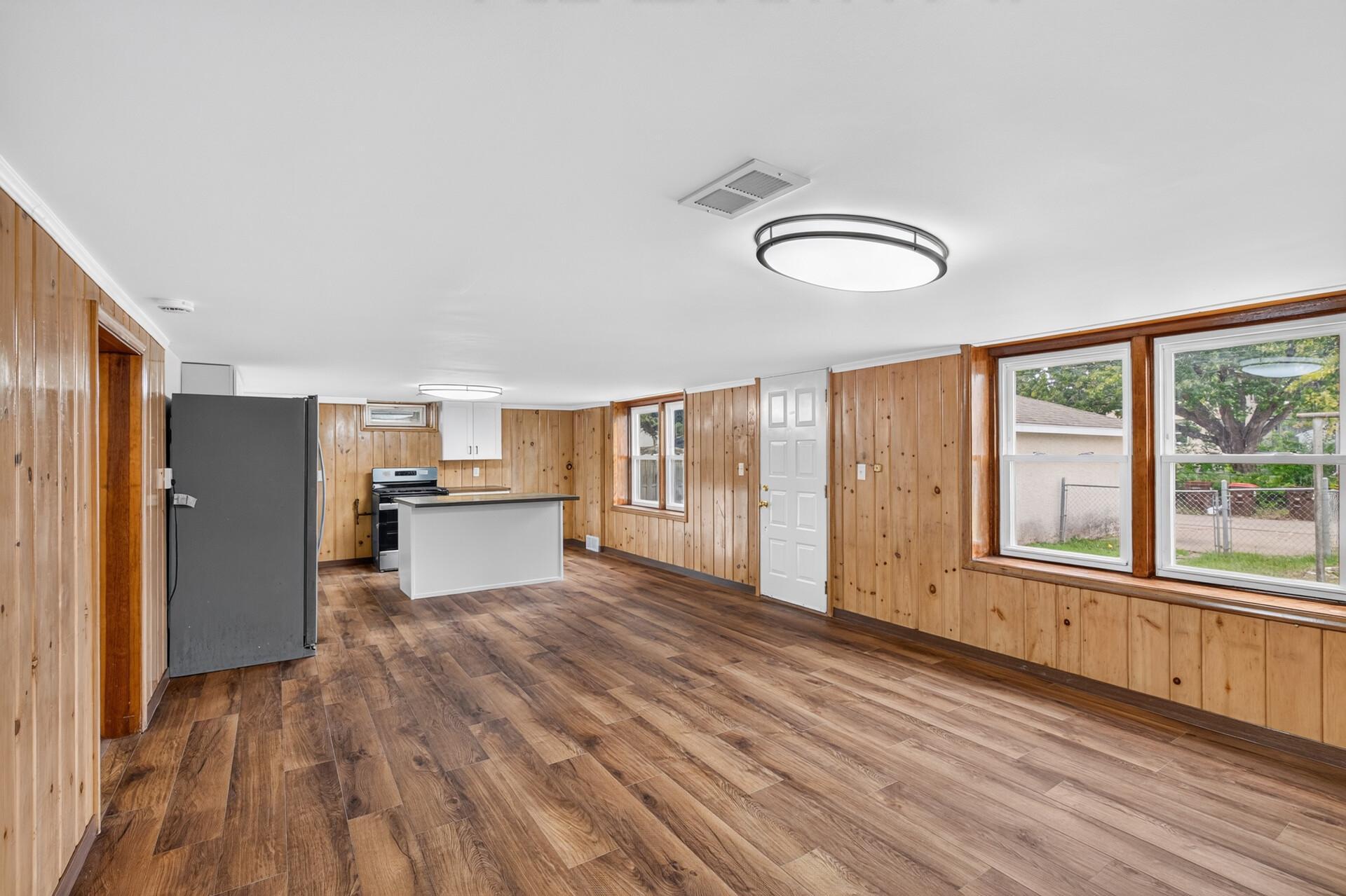 View of Residential at 1042 6th Avenue, South Saint Paul MN 55075, South Saint Paul (29 of 46) - Mike Wilen | Minnesota Team Real Estate