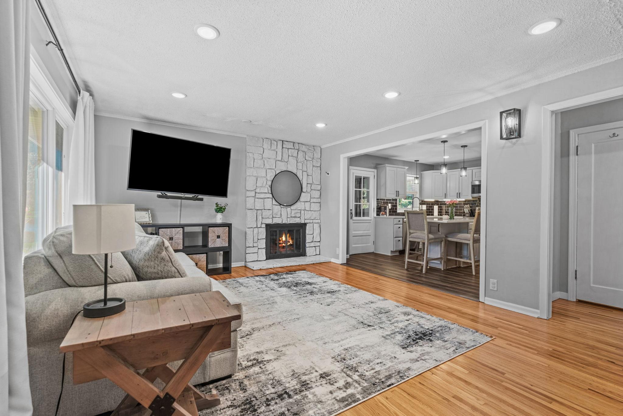 View of Residential at 1197 Burke Avenue, Roseville MN 55113, Roseville (2 of 16) - Mike Wilen | Minnesota Team Real Estate