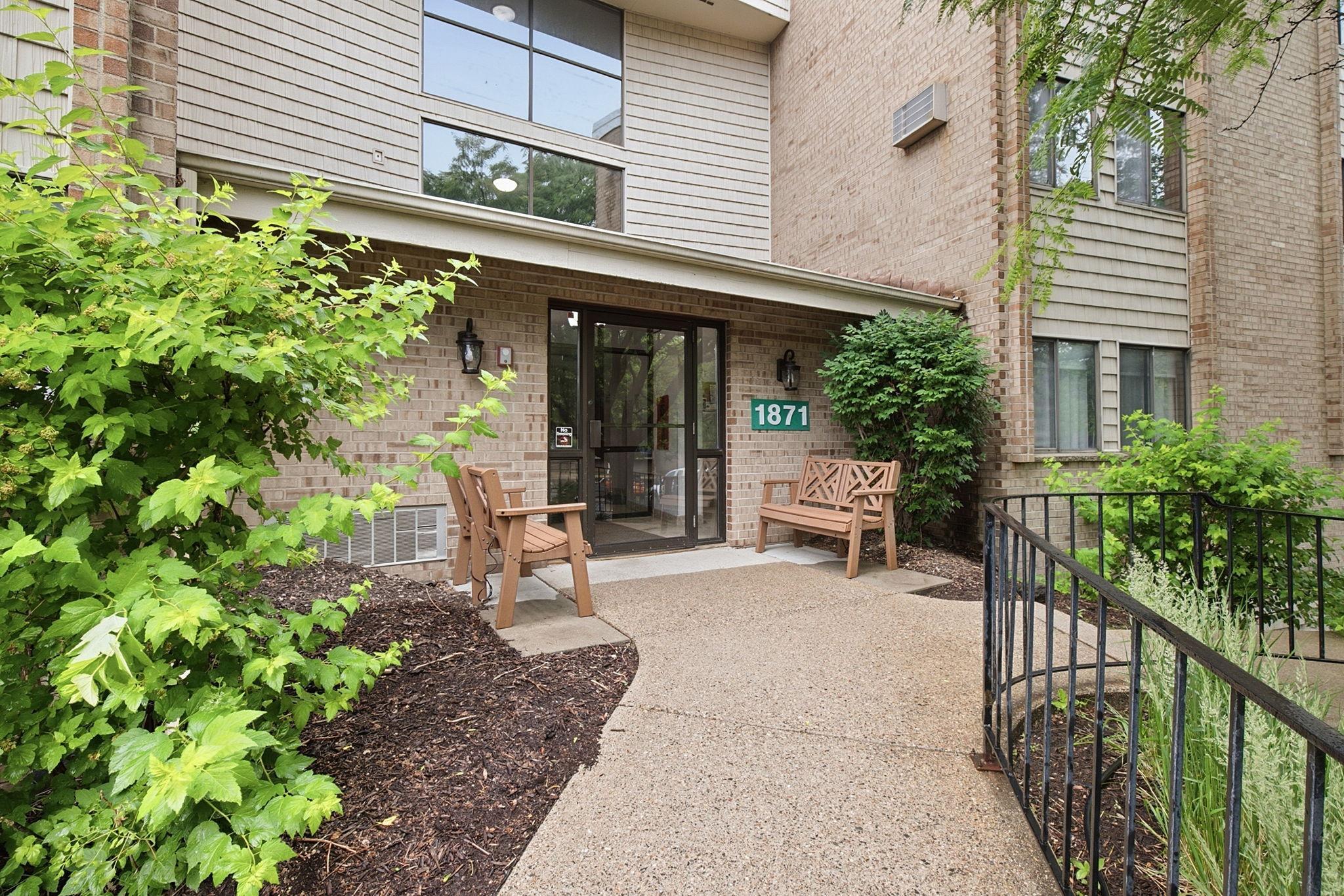 View of Residential at 1871 Silver Bell Road #107, Eagan MN 55122, Eagan (3 of 30) - Mike Wilen | Minnesota Team Real Estate