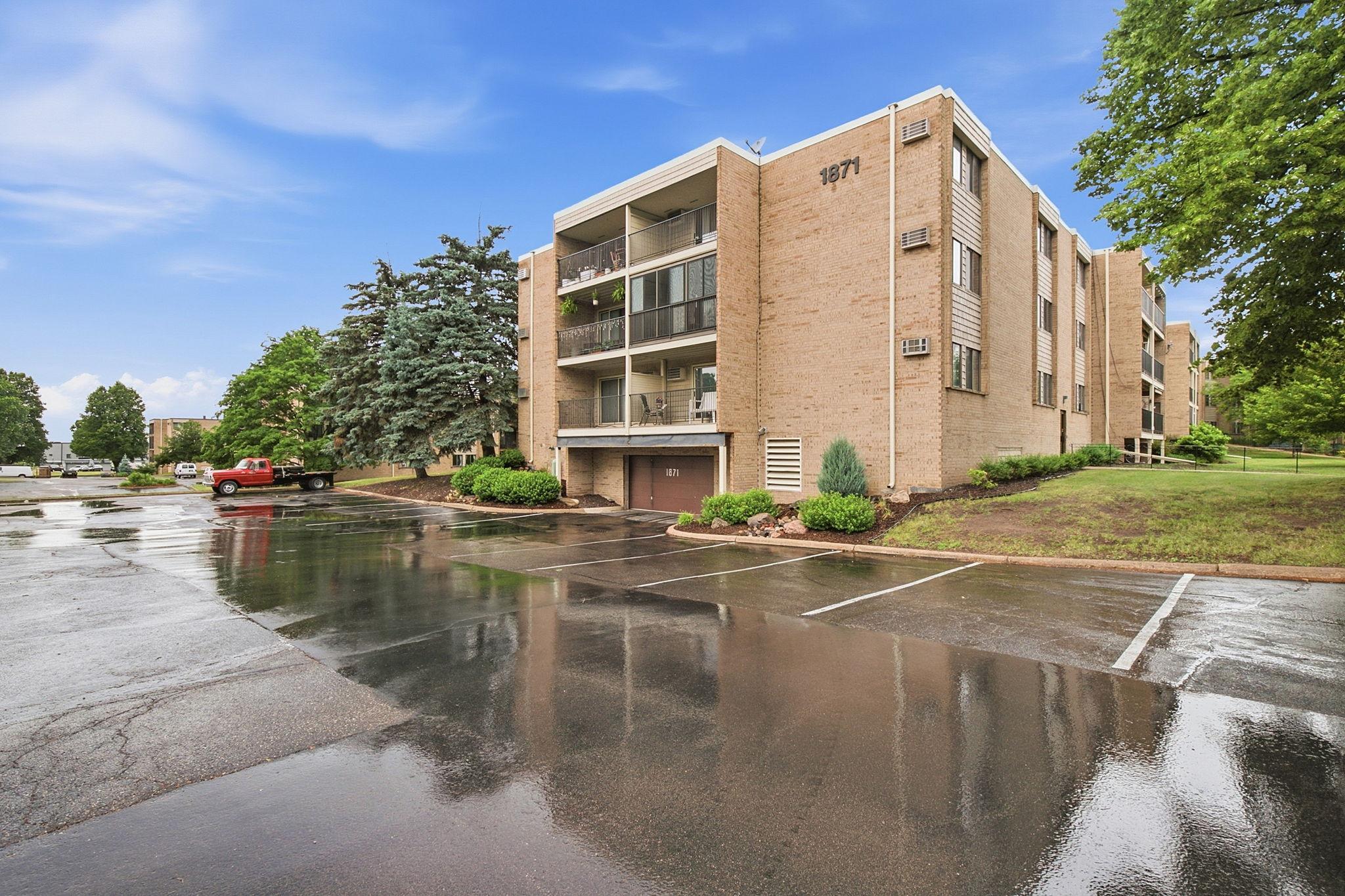 View of Residential at 1871 Silver Bell Road #107, Eagan MN 55122, Eagan (24 of 30) - Mike Wilen | Minnesota Team Real Estate