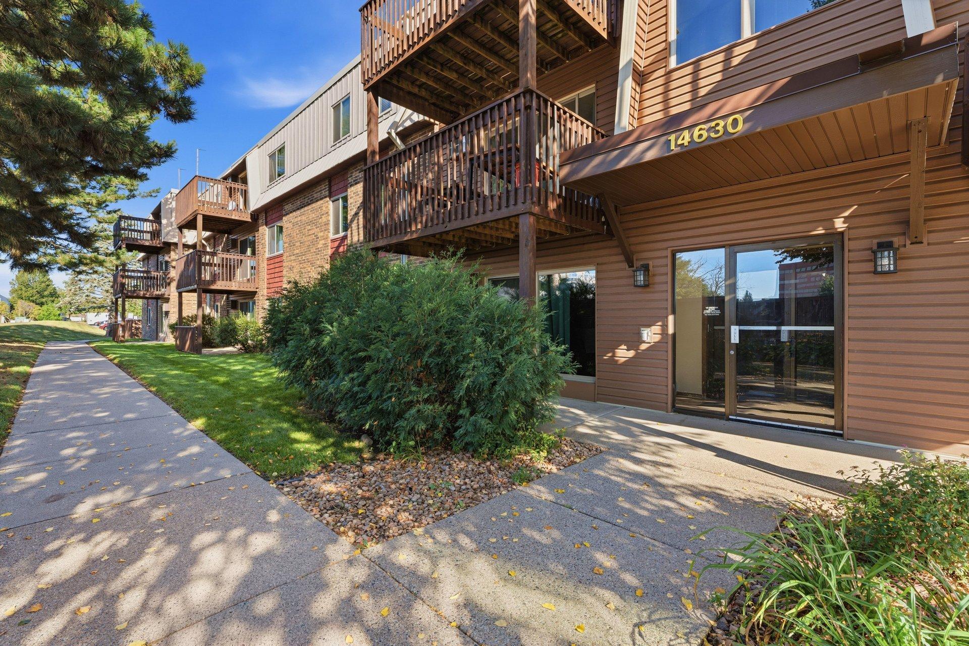 View of Residential at 14630 Garrett Avenue #613, Apple Valley MN 55124, Apple Valley (28 of 37) - Mike Wilen | Minnesota Team Real Estate