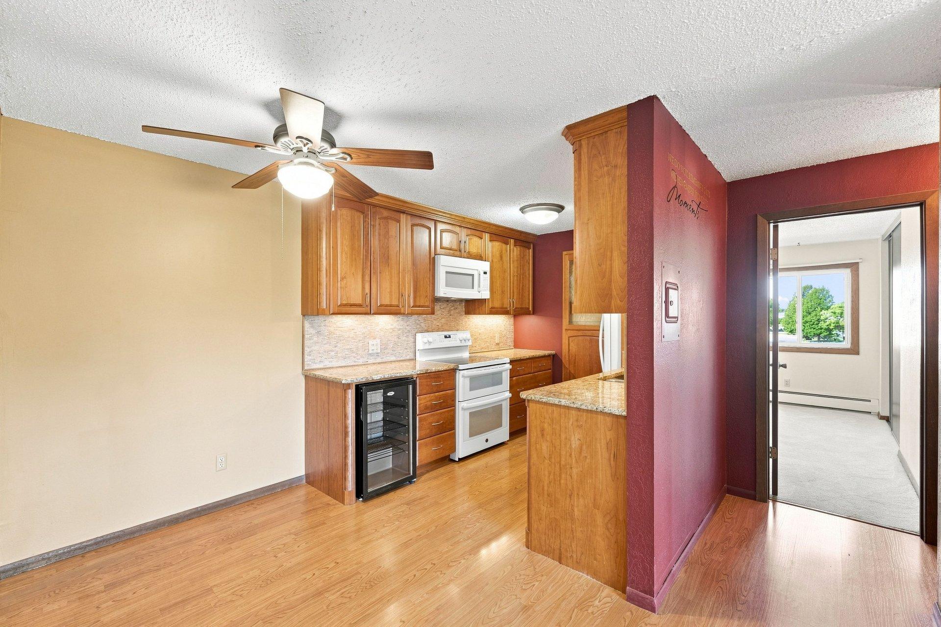 View of Residential at 14630 Garrett Avenue #613, Apple Valley MN 55124, Apple Valley (8 of 37) - Mike Wilen | Minnesota Team Real Estate