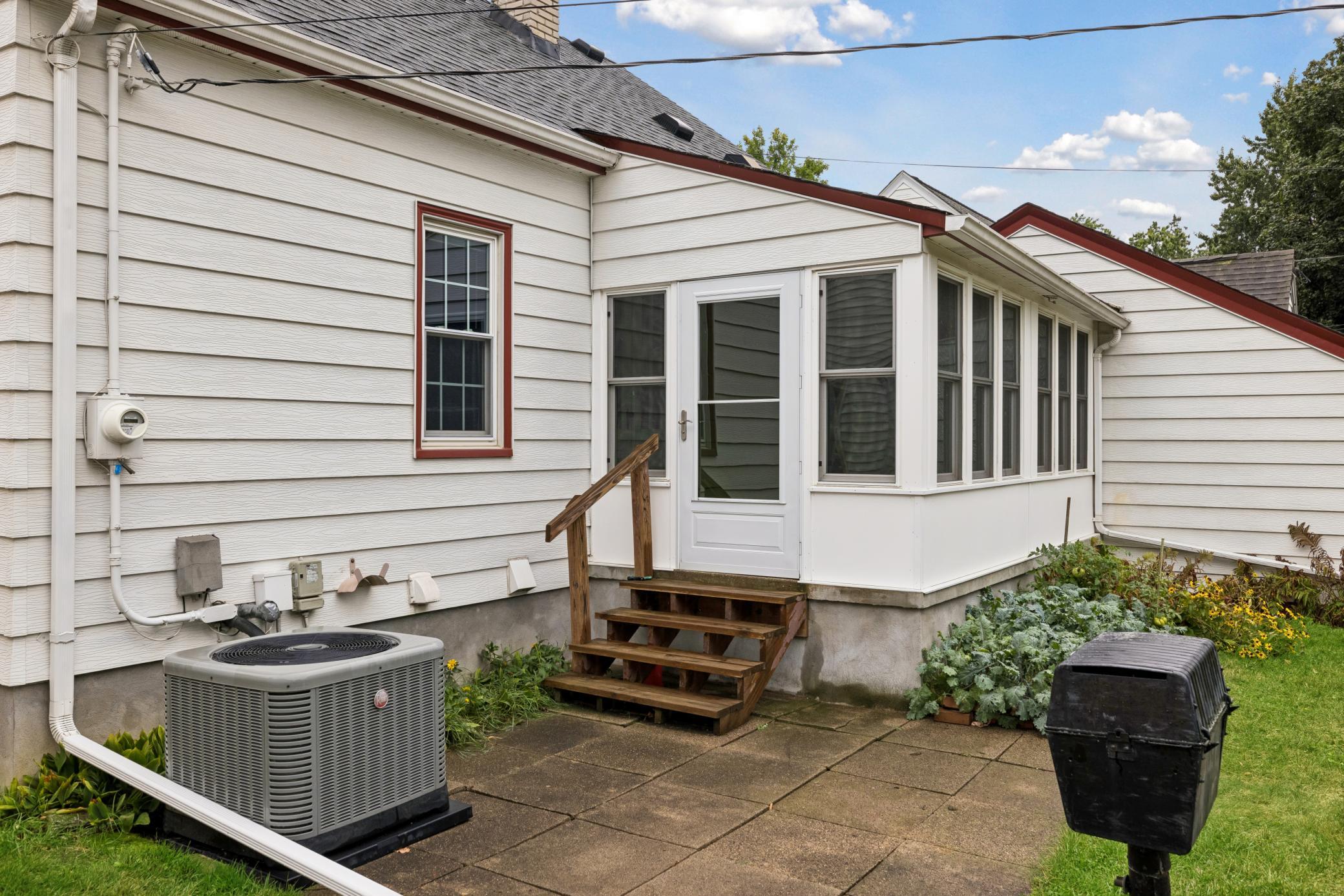 View of Residential at 4064 Xenwood Avenue, Saint Louis Park MN 55416, Saint Louis Park (32 of 34) - Mike Wilen | Minnesota Team Real Estate