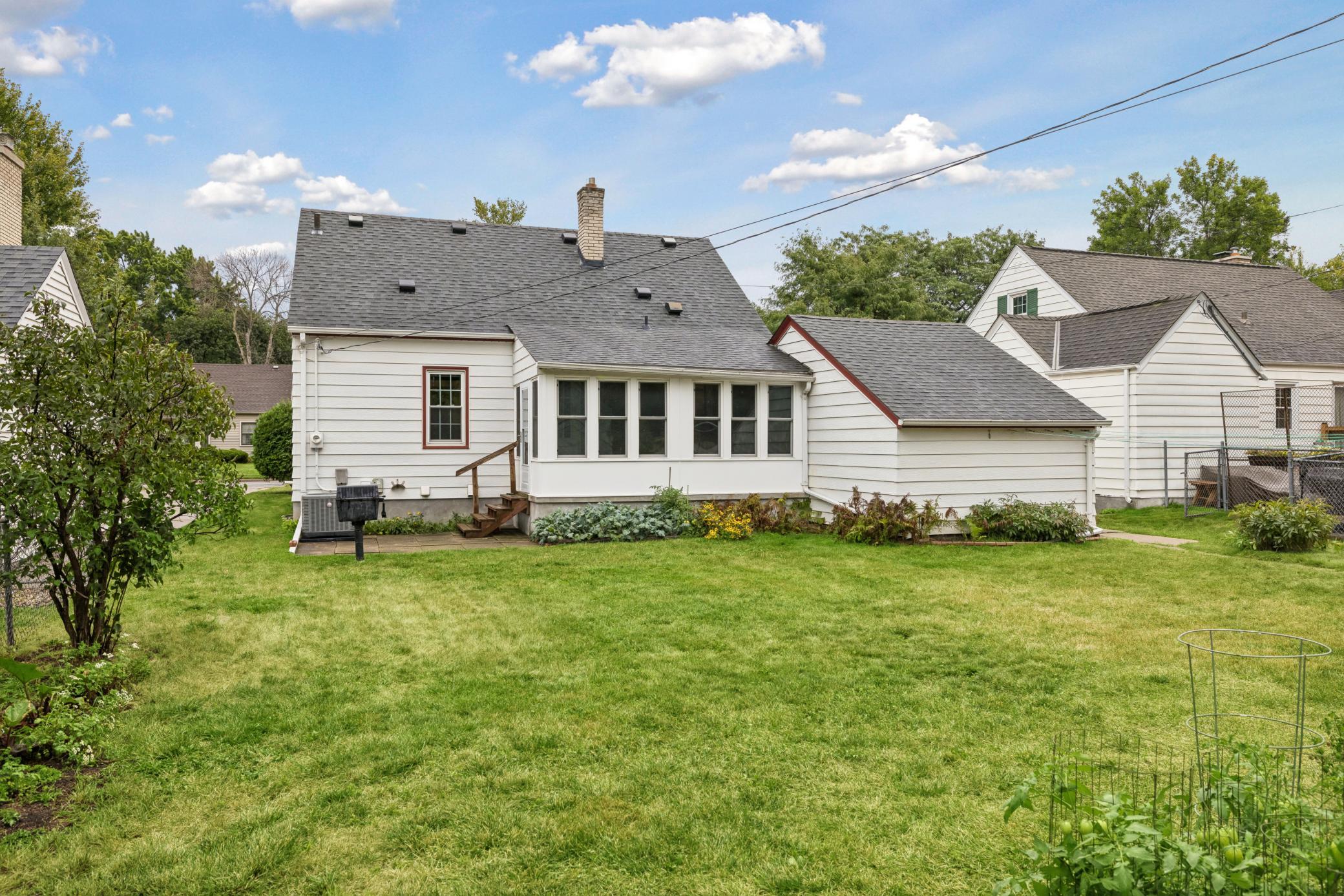View of Residential at 4064 Xenwood Avenue, Saint Louis Park MN 55416, Saint Louis Park (30 of 34) - Mike Wilen | Minnesota Team Real Estate